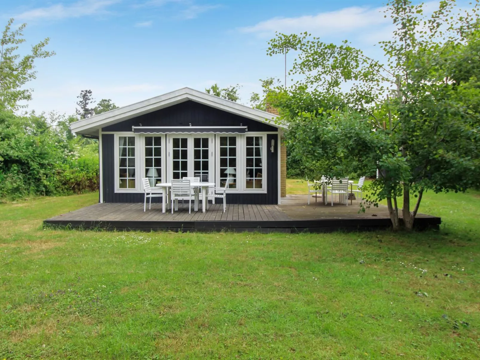 "Tineke" - 200m from the sea-Outside