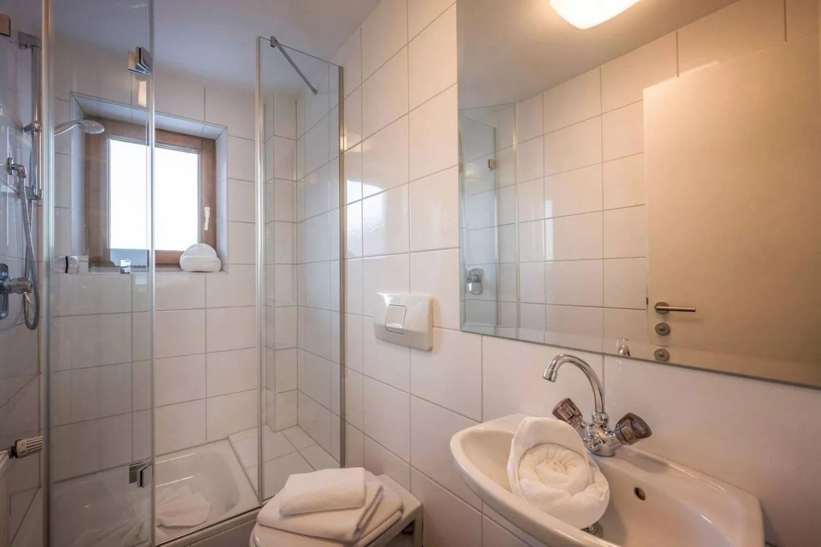 Haus Seiwald-Bathroom