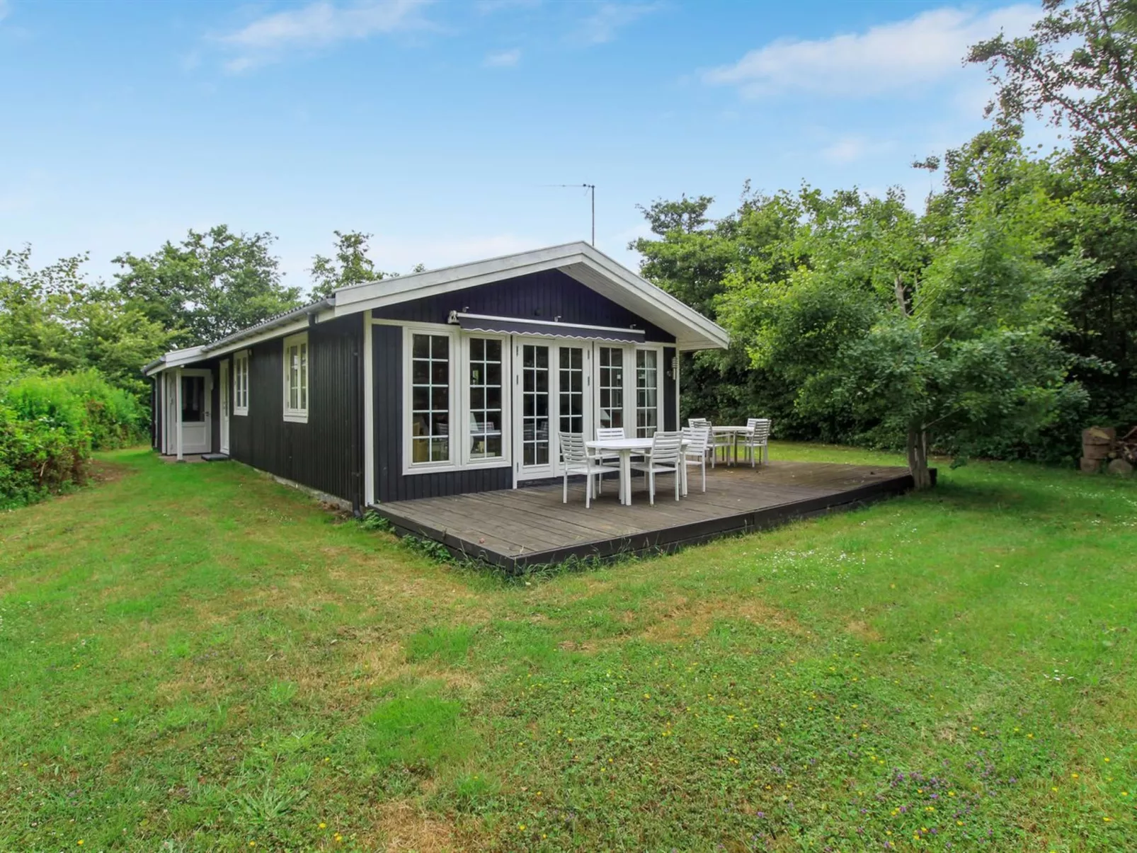 "Tineke" - 200m from the sea-Outside
