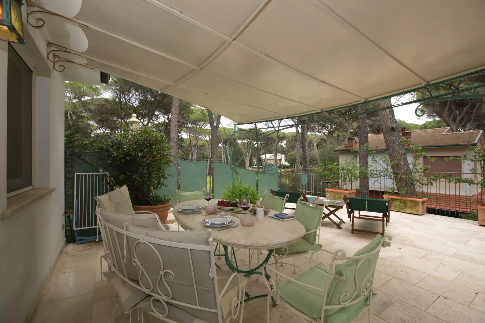 Pineta Iris-Terrace balcony