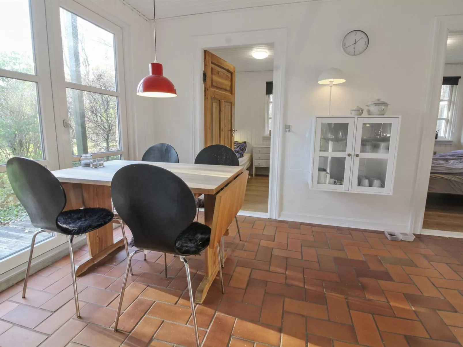 "Helghi" - 30km from the sea-Inside