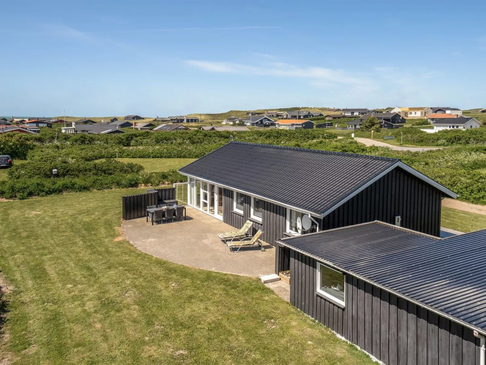 "Raadengaard" - 400m from the sea-Outside