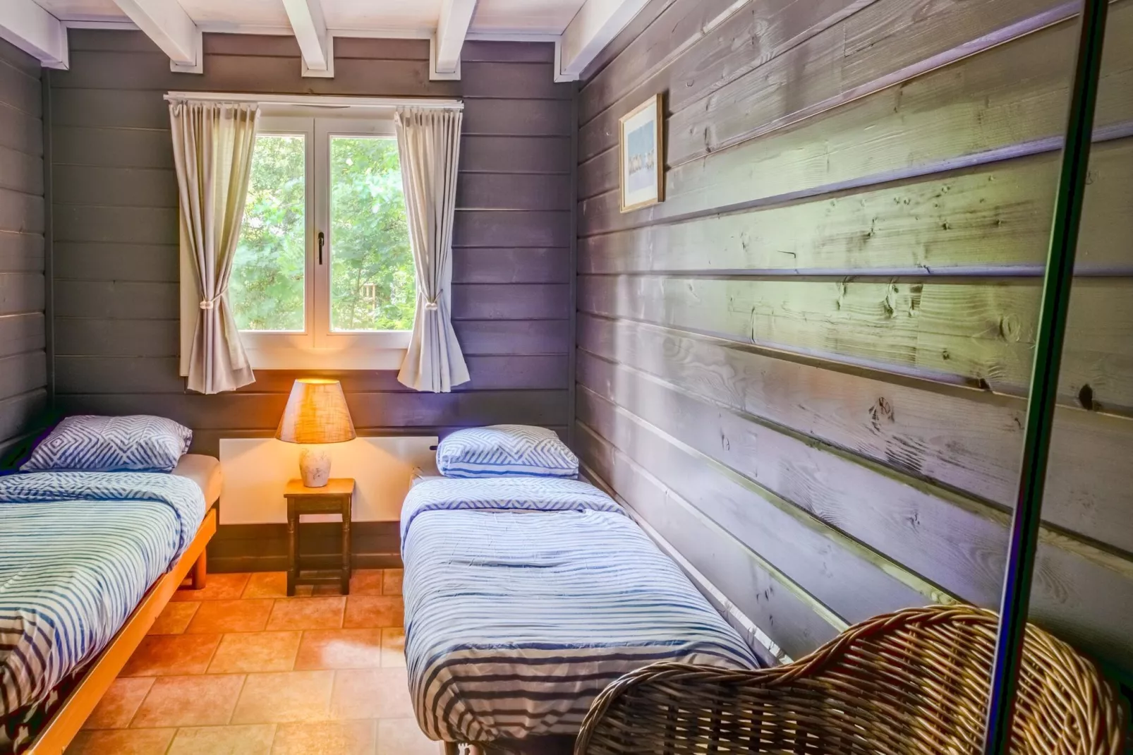 La Coccinelle-Bedroom