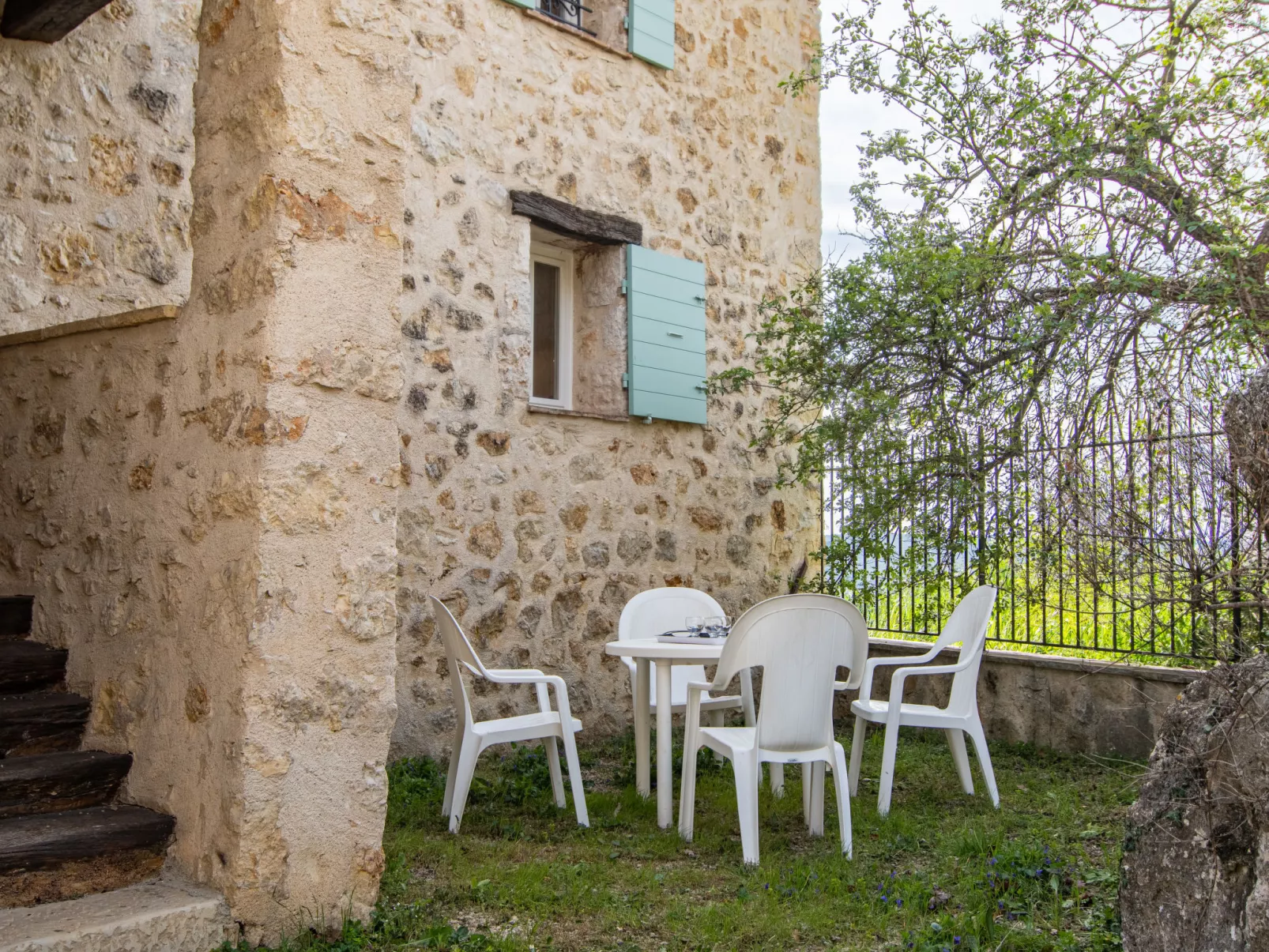 La Foux-Outside