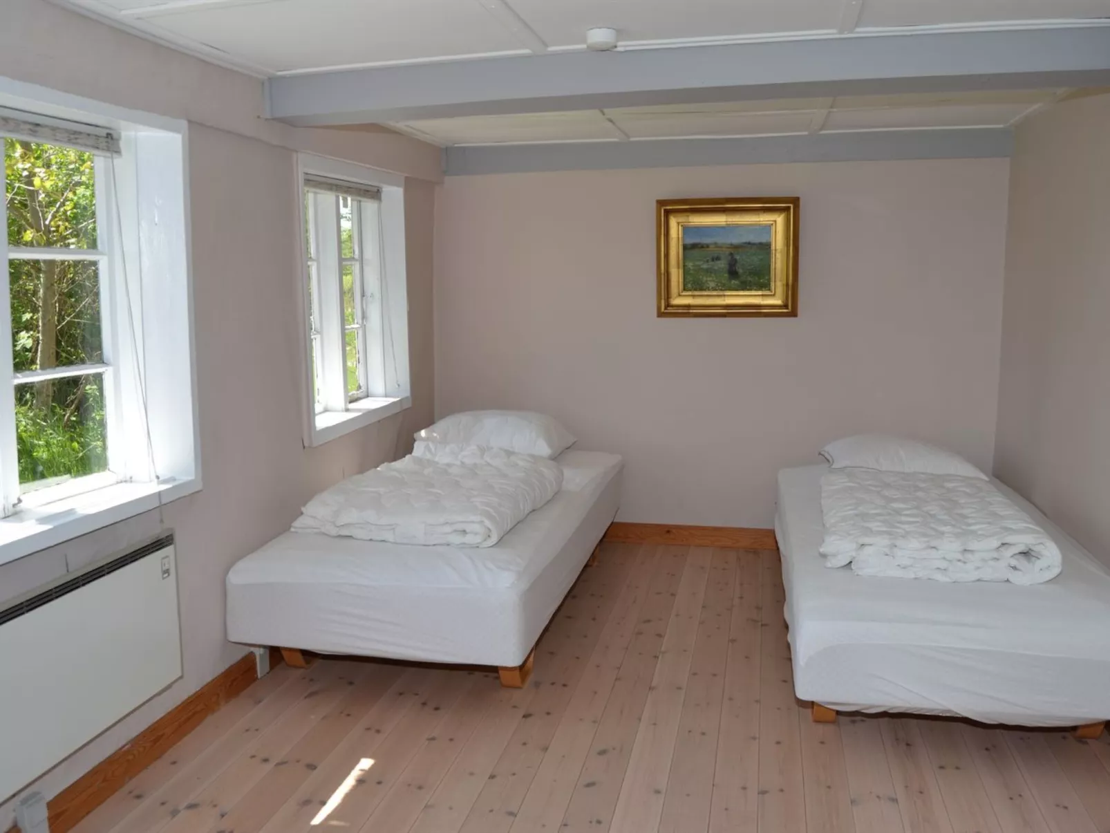 "Botmund" - 3.6km from the sea-Inside