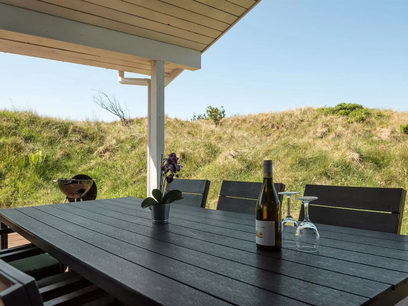 "Nilson" - 1.4km from the sea-Outside