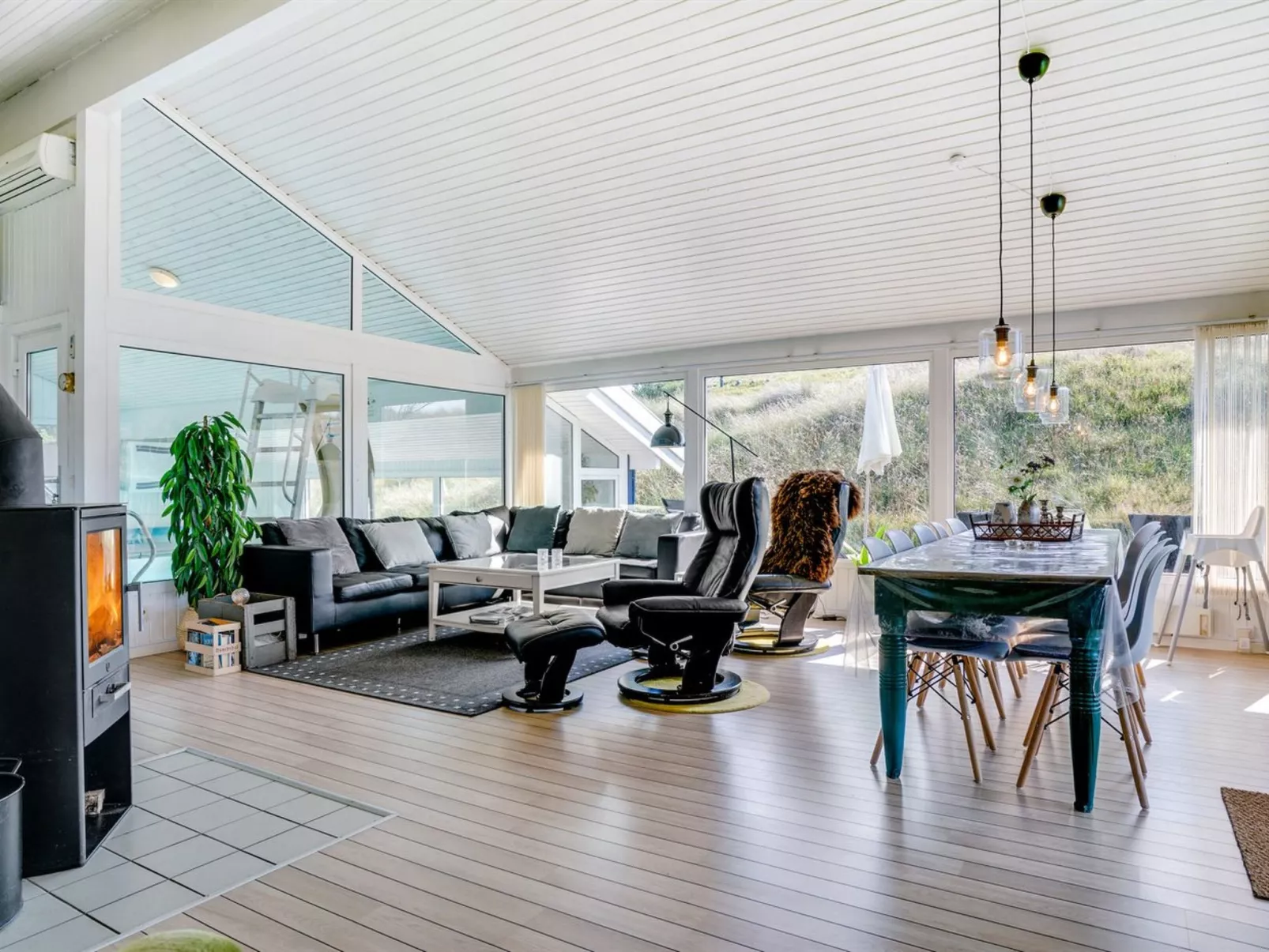 "Nilson" - 1.4km from the sea-Inside