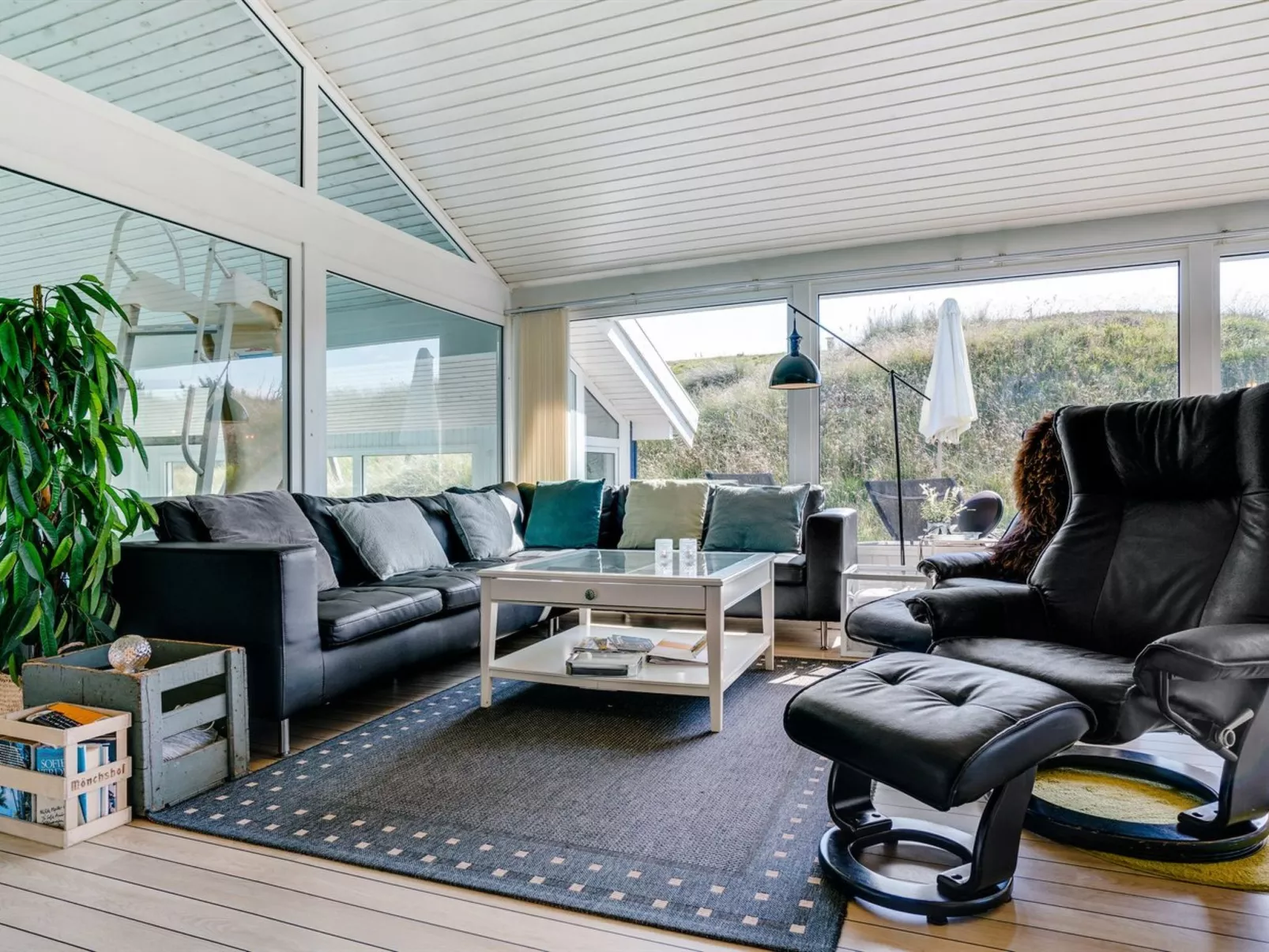 "Nilson" - 1.4km from the sea-Inside