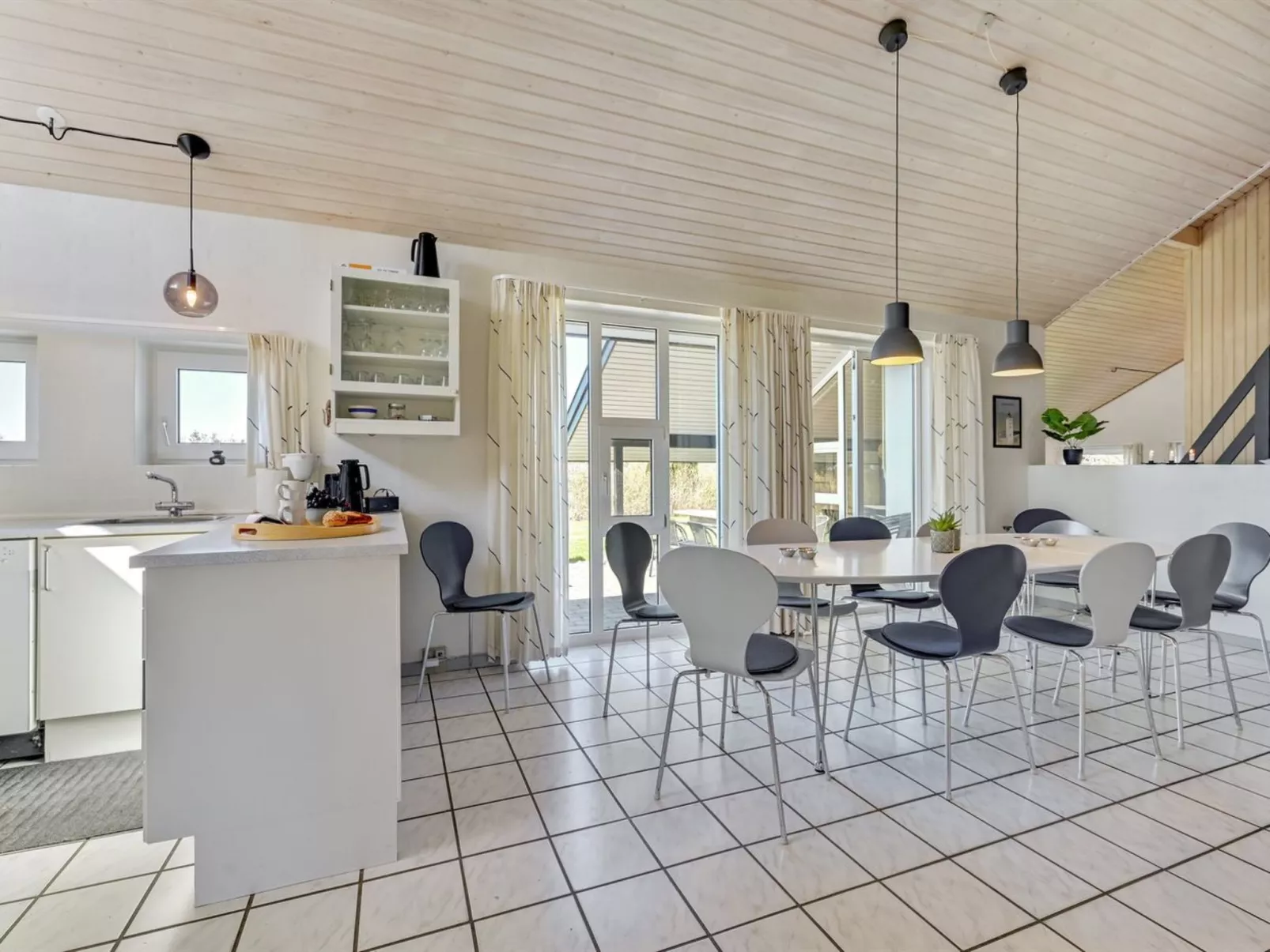 "Faina" - 100m from the sea-Inside