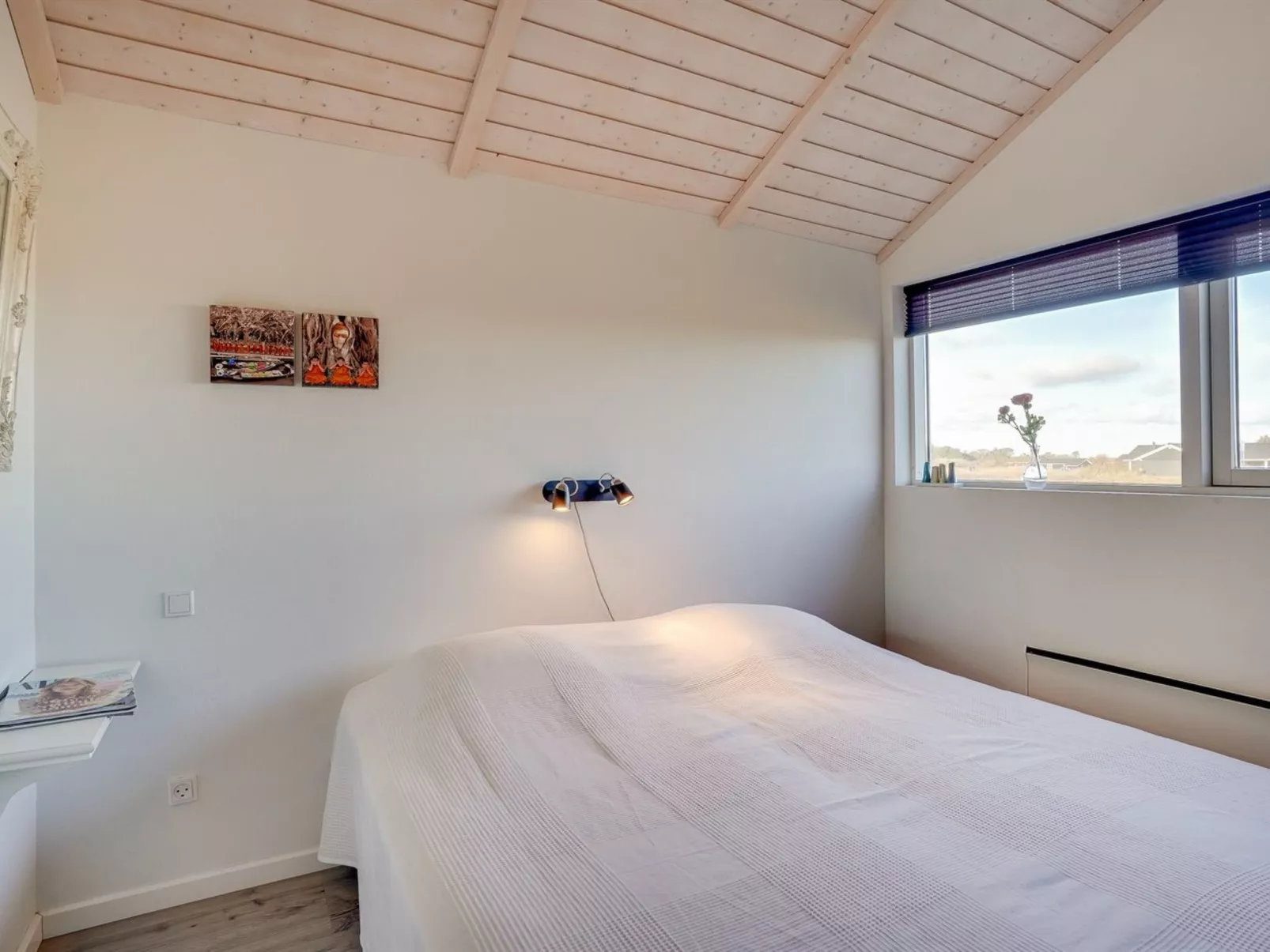 "Frejdis" - 1.1km from the sea-Inside