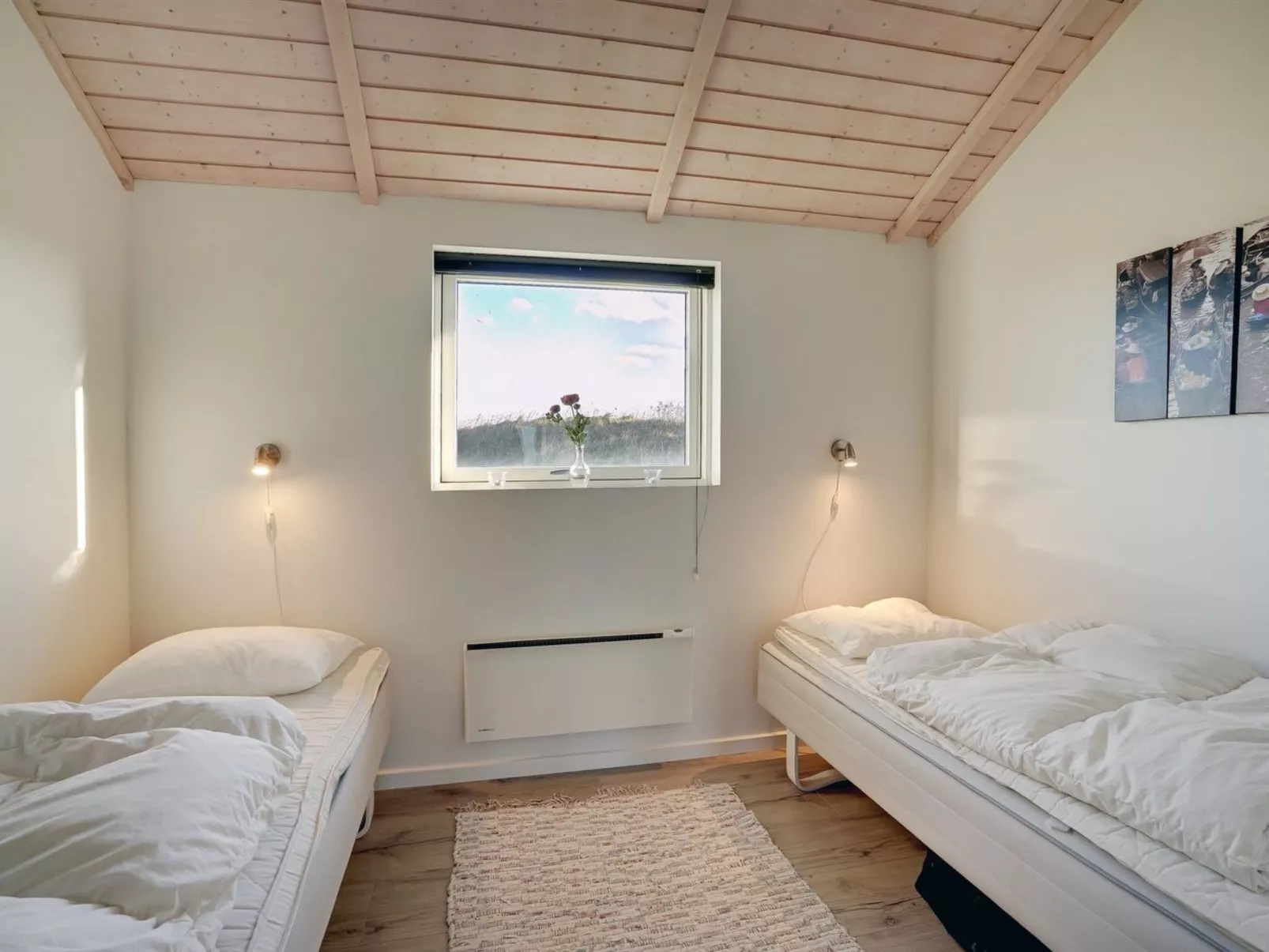 "Frejdis" - 1.1km from the sea-Inside