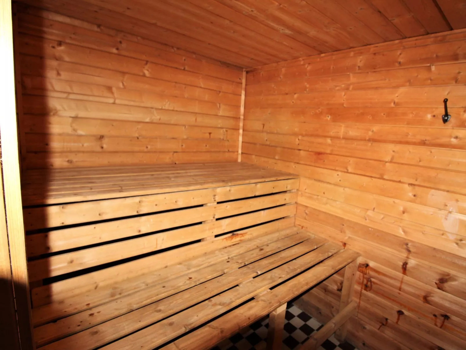 Harrachov 387-Inside