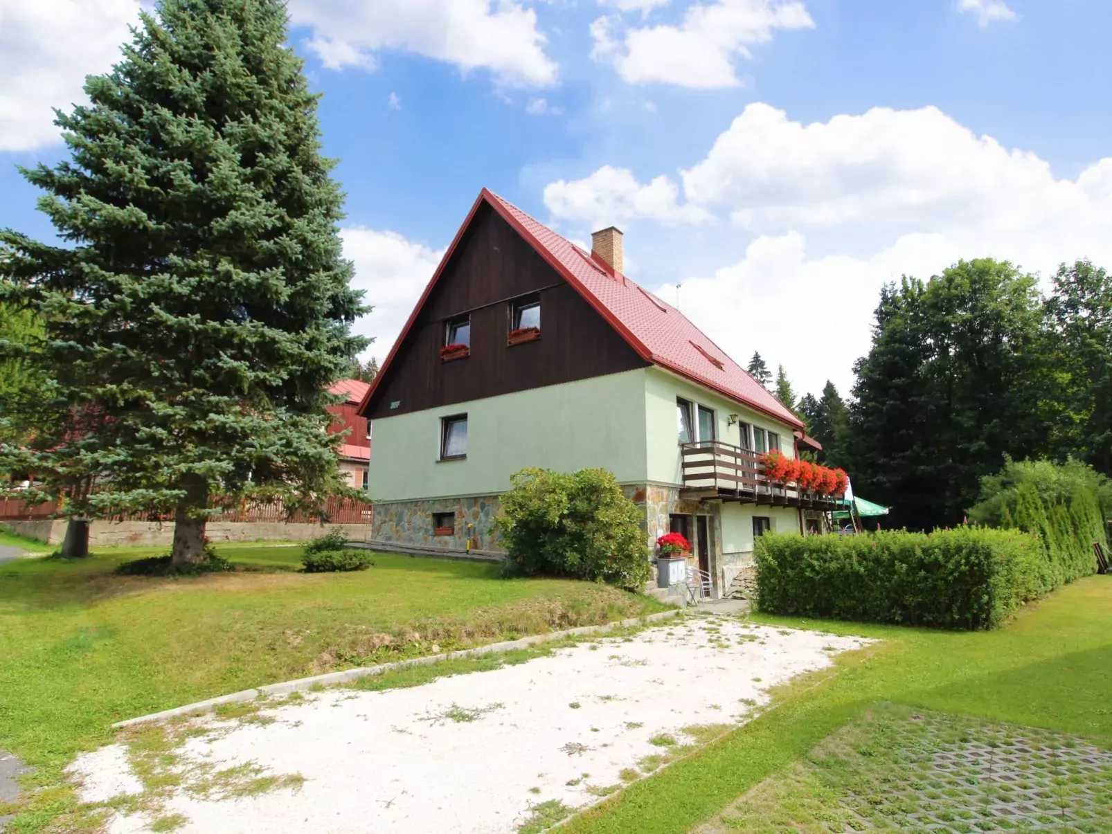 Harrachov 387-Outside