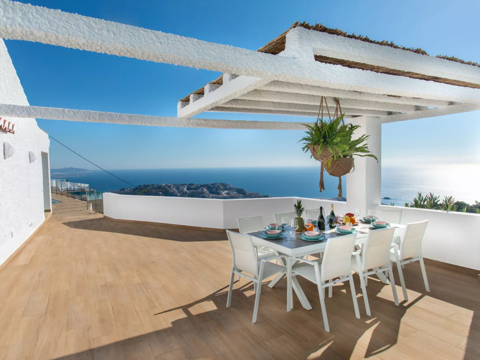Mediterraneo-Outside