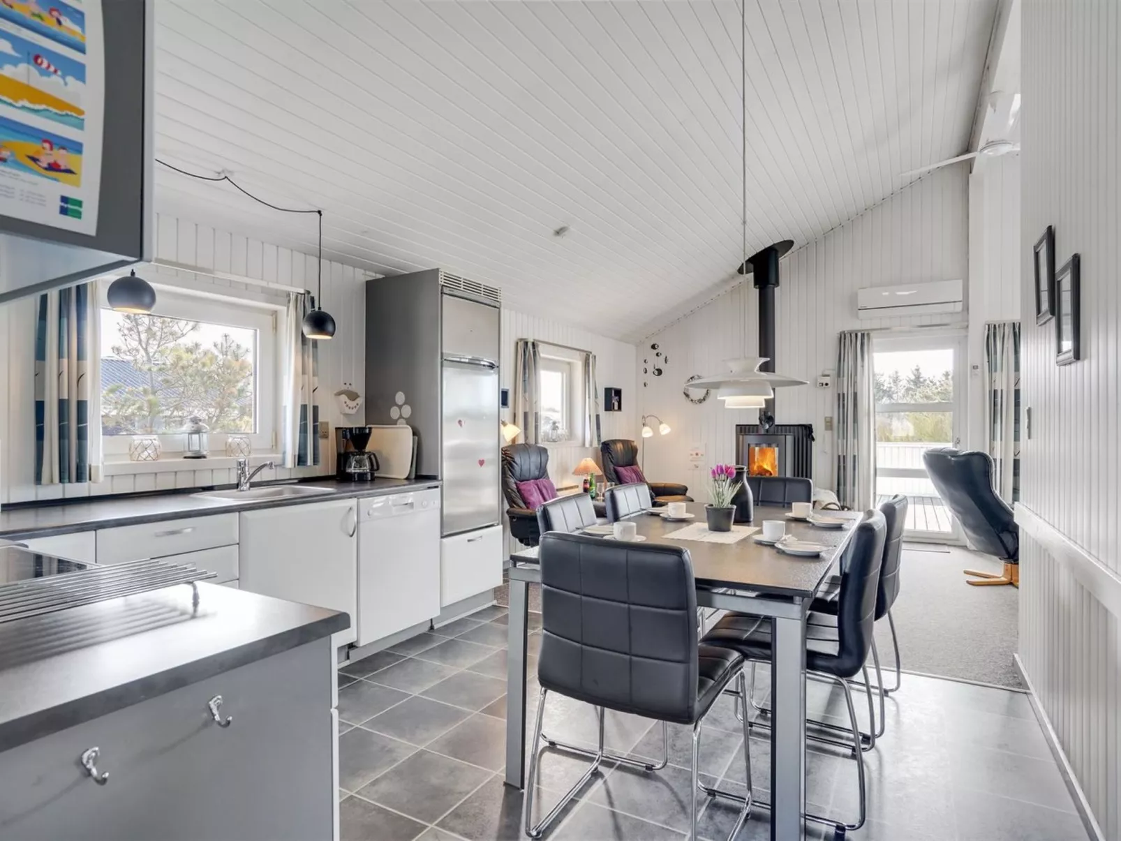 "Esir" - 800m from the sea-Inside