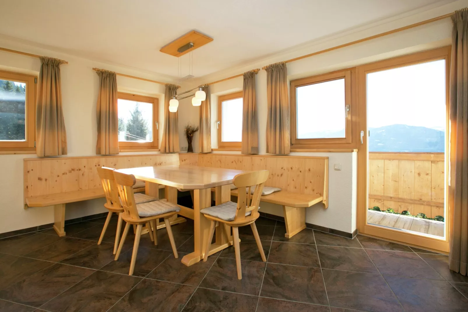 Chalet Hohe Salve-Salle à manger