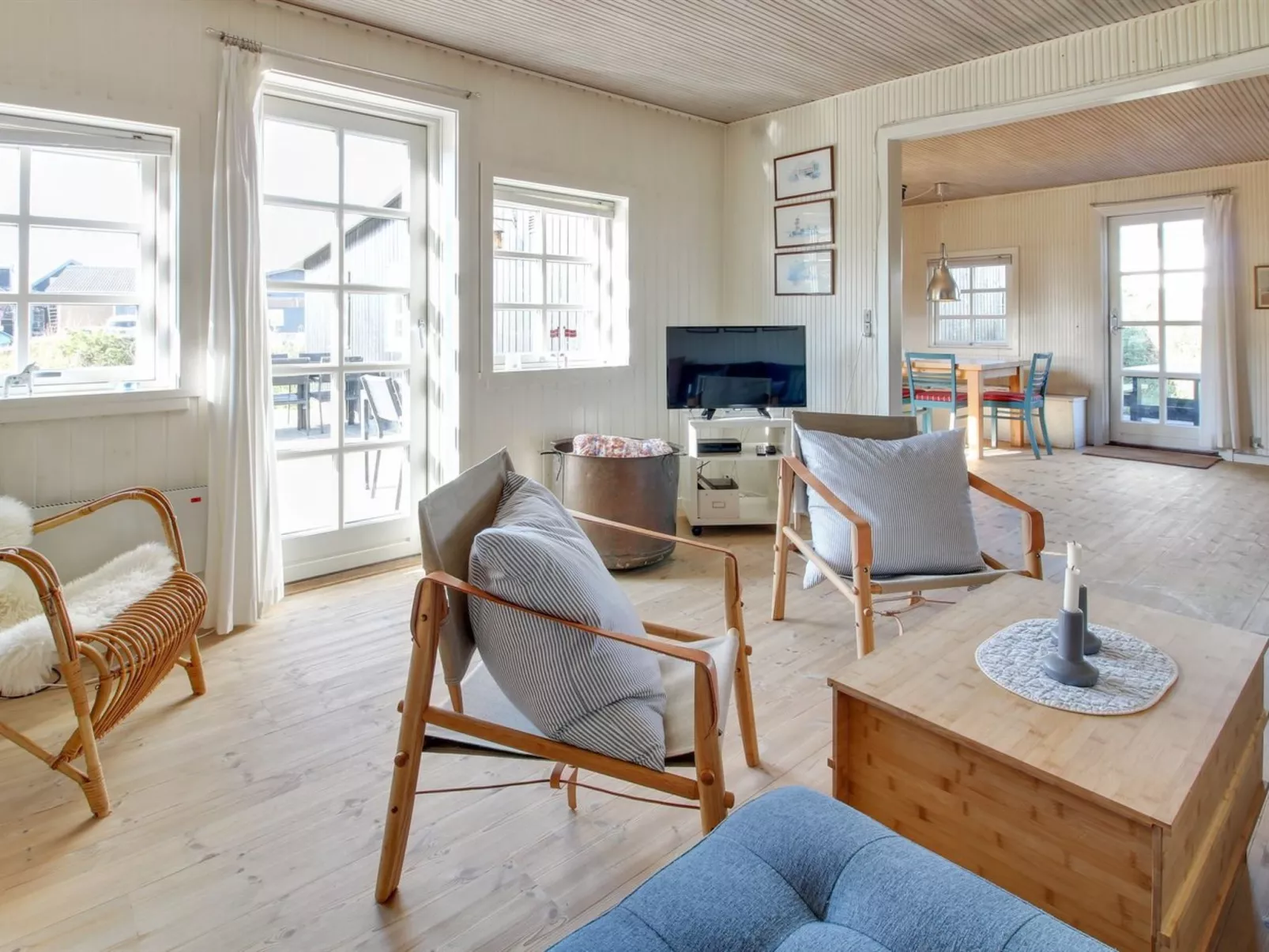 "Gudwer" - 300m from the sea-Inside