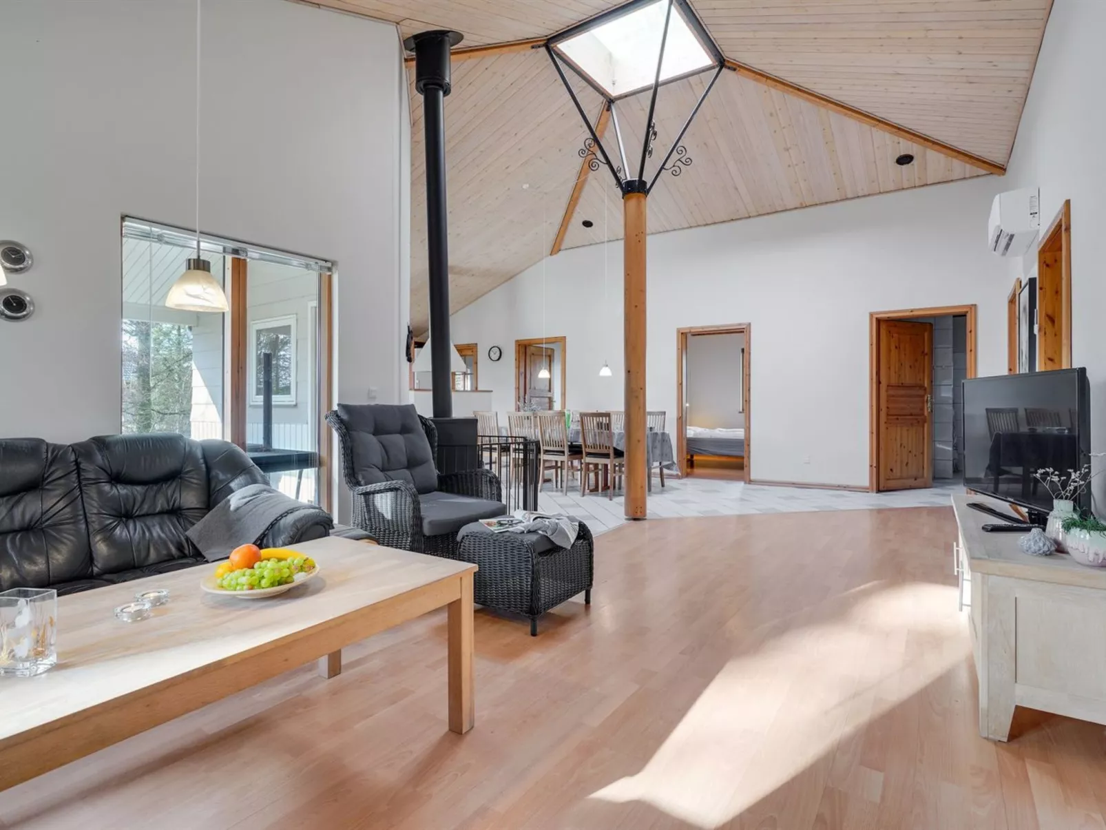 "Absalon" - 29km from the sea-Inside