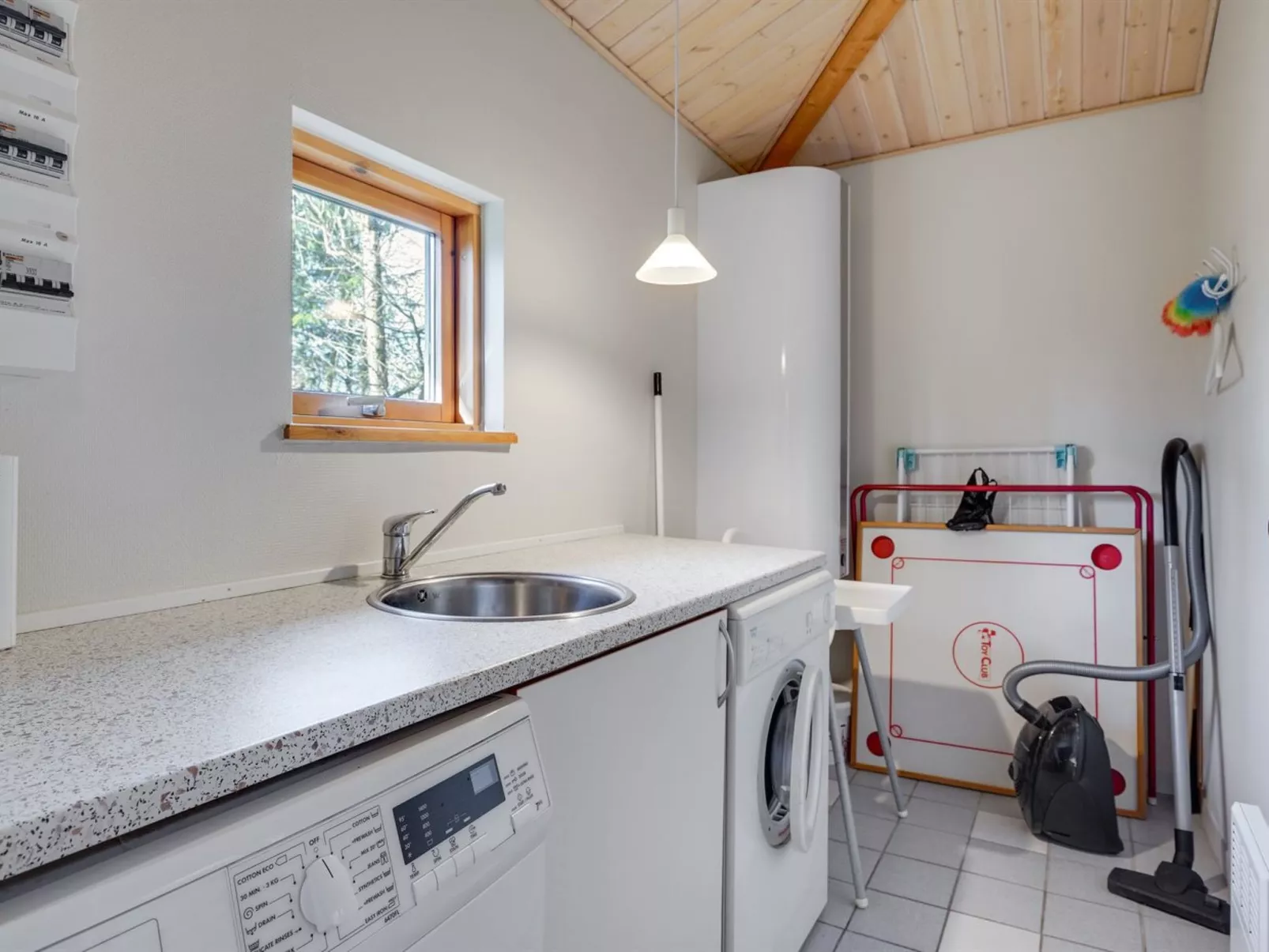 "Absalon" - 29km from the sea-Inside