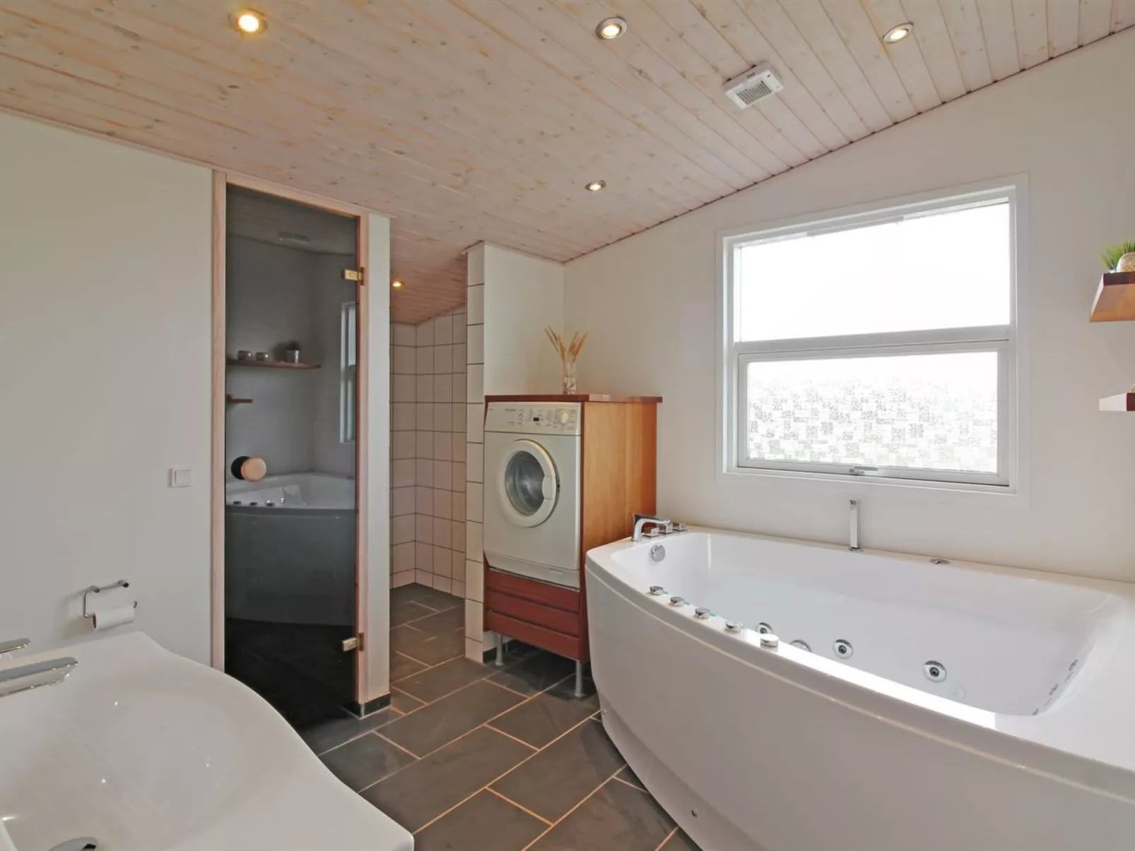 "Ingela" - 350m from the sea-Inside