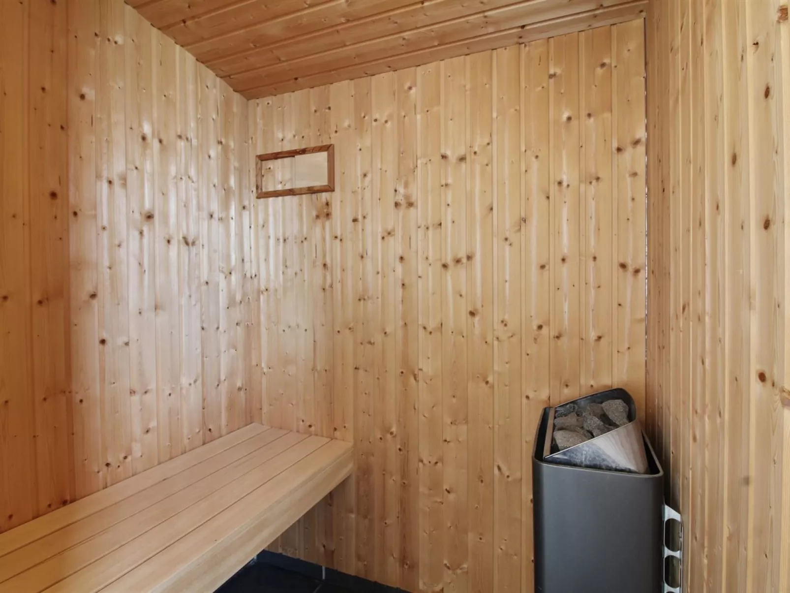 "Ingela" - 350m from the sea-Inside