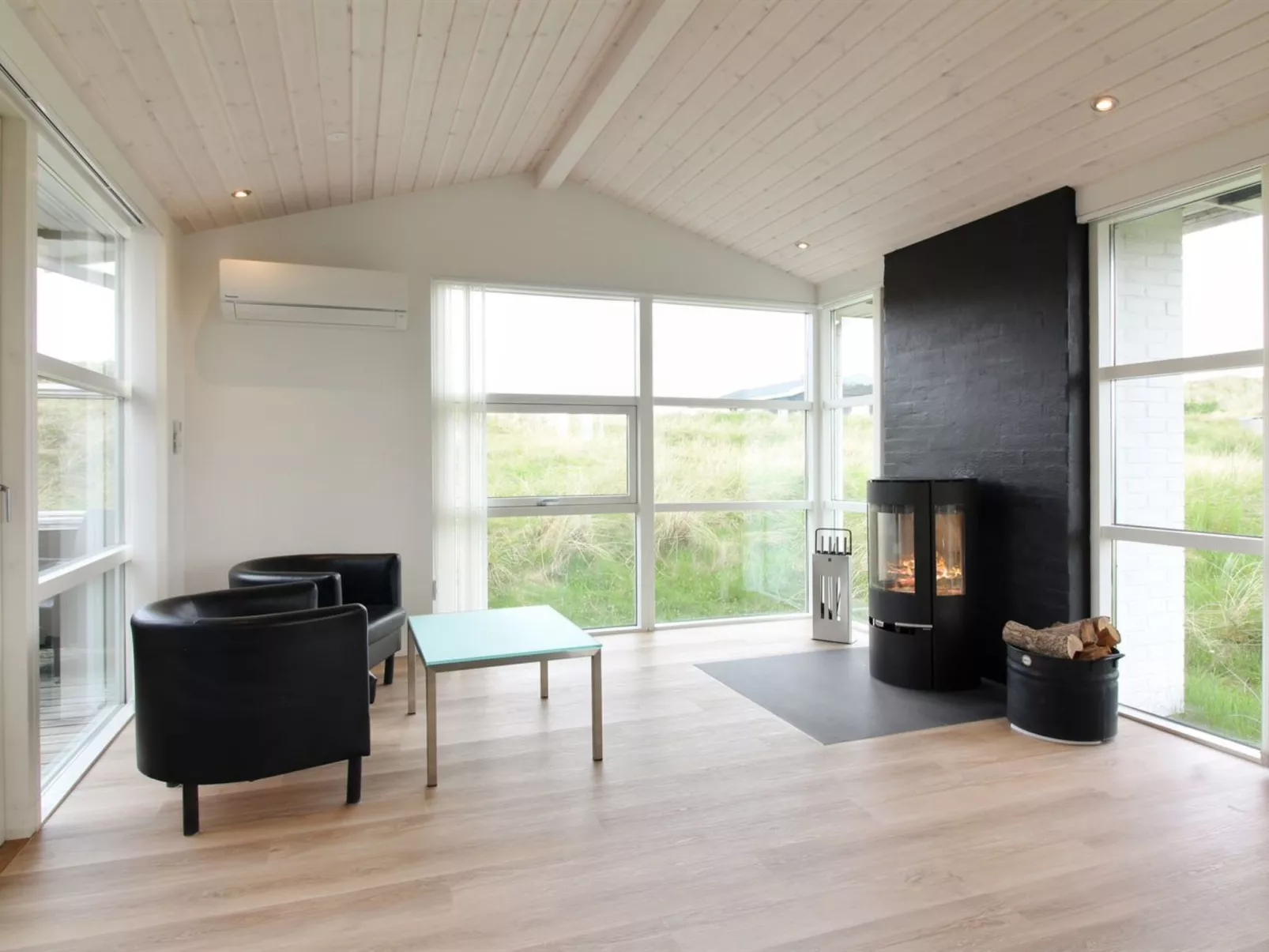 "Ingela" - 350m from the sea-Inside