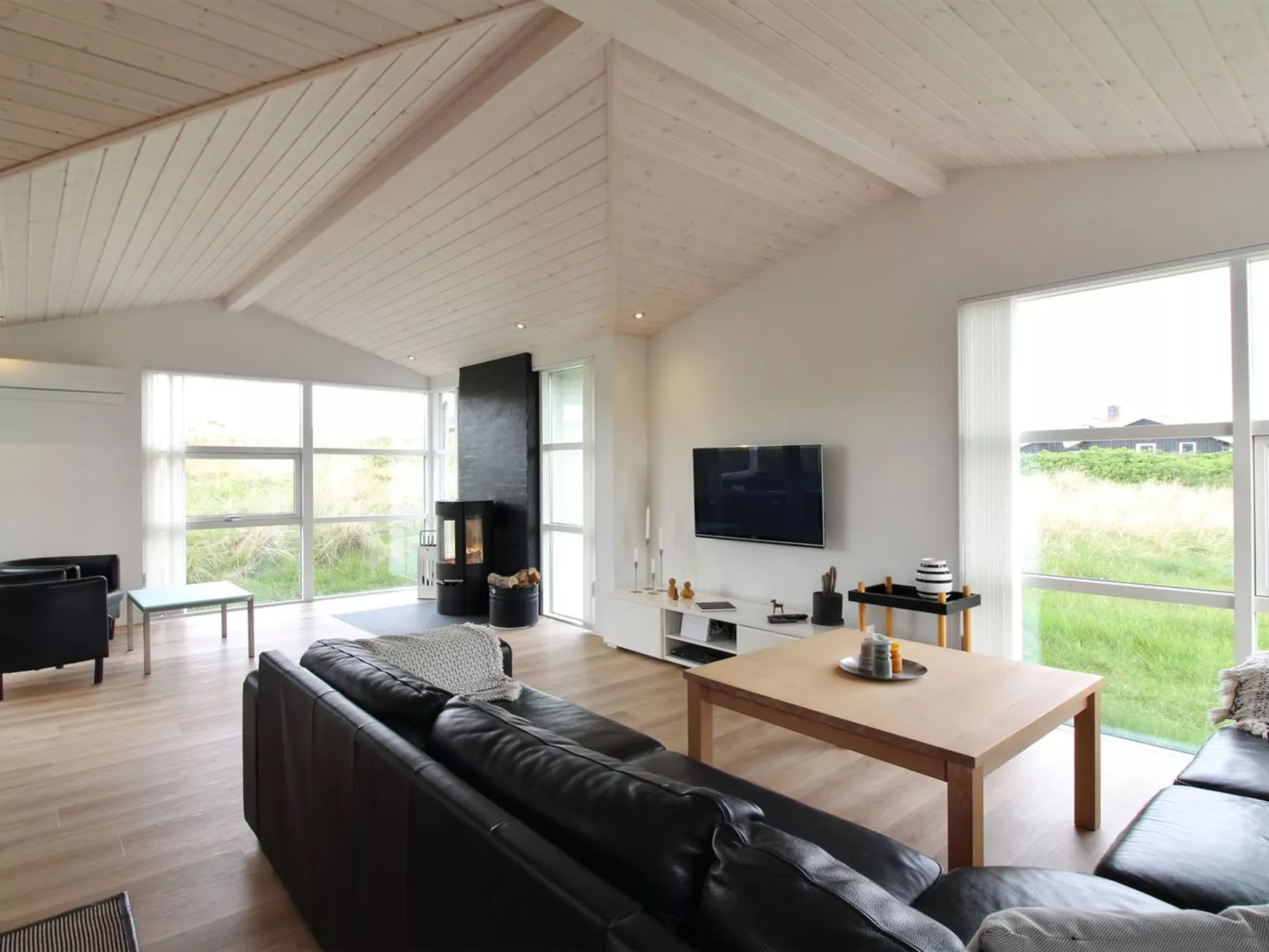 "Ingela" - 350m from the sea-Inside