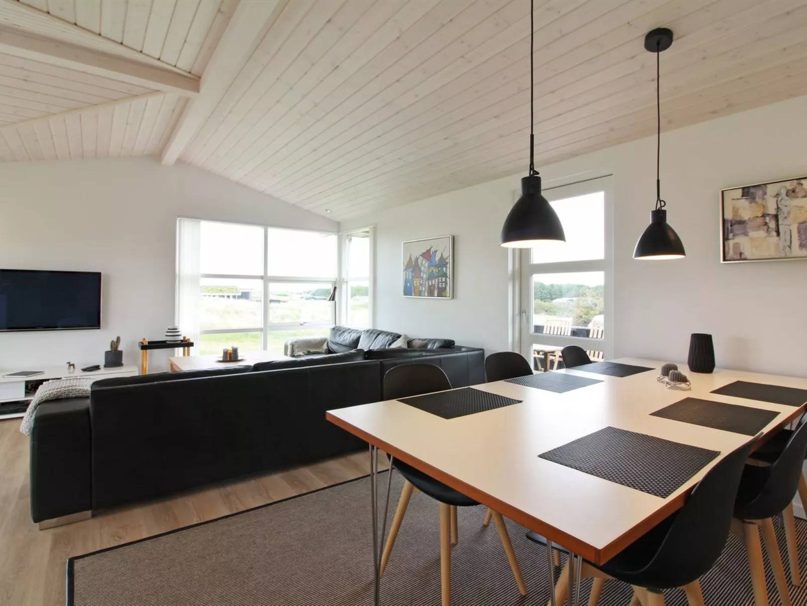 "Ingela" - 350m from the sea-Inside