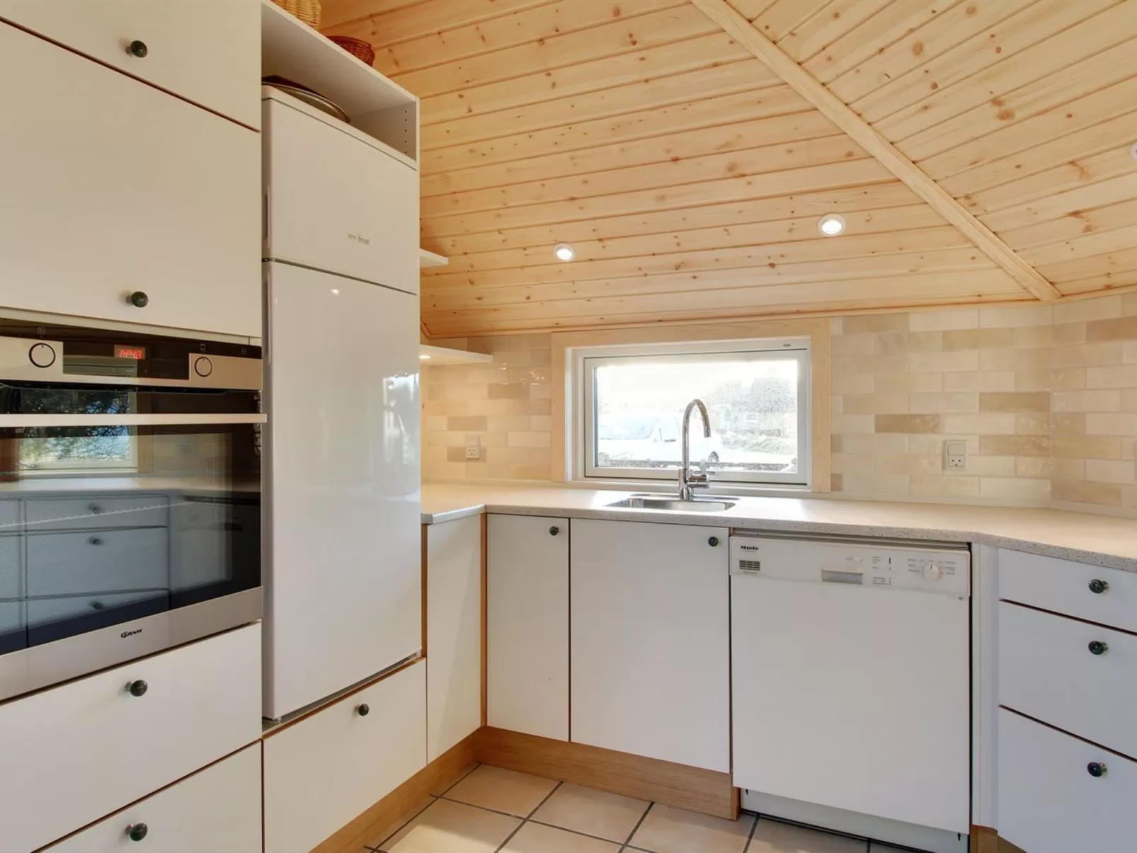 "Angelika" - 1.6km from the sea-Inside