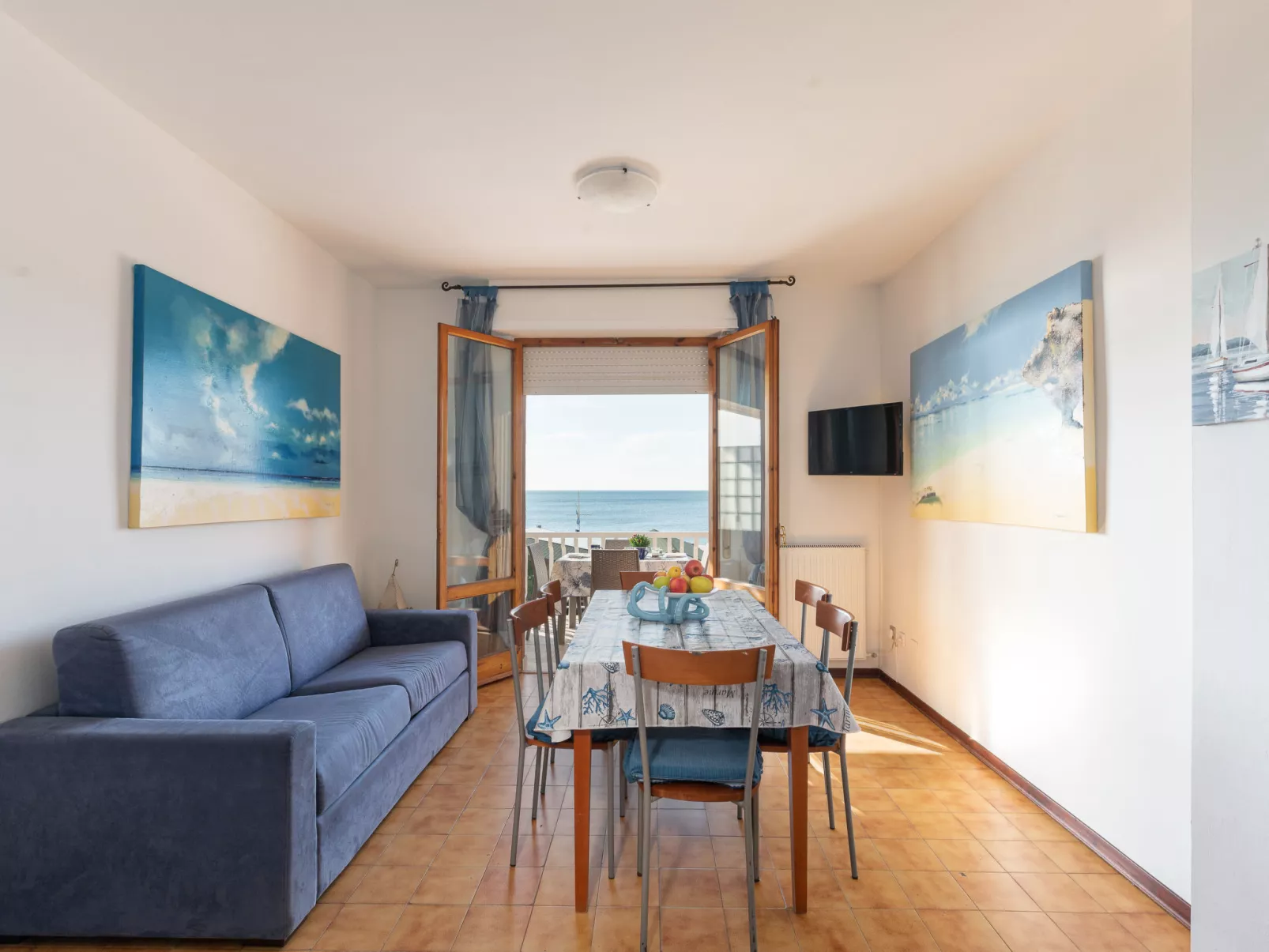 La casa sul mare-Inside