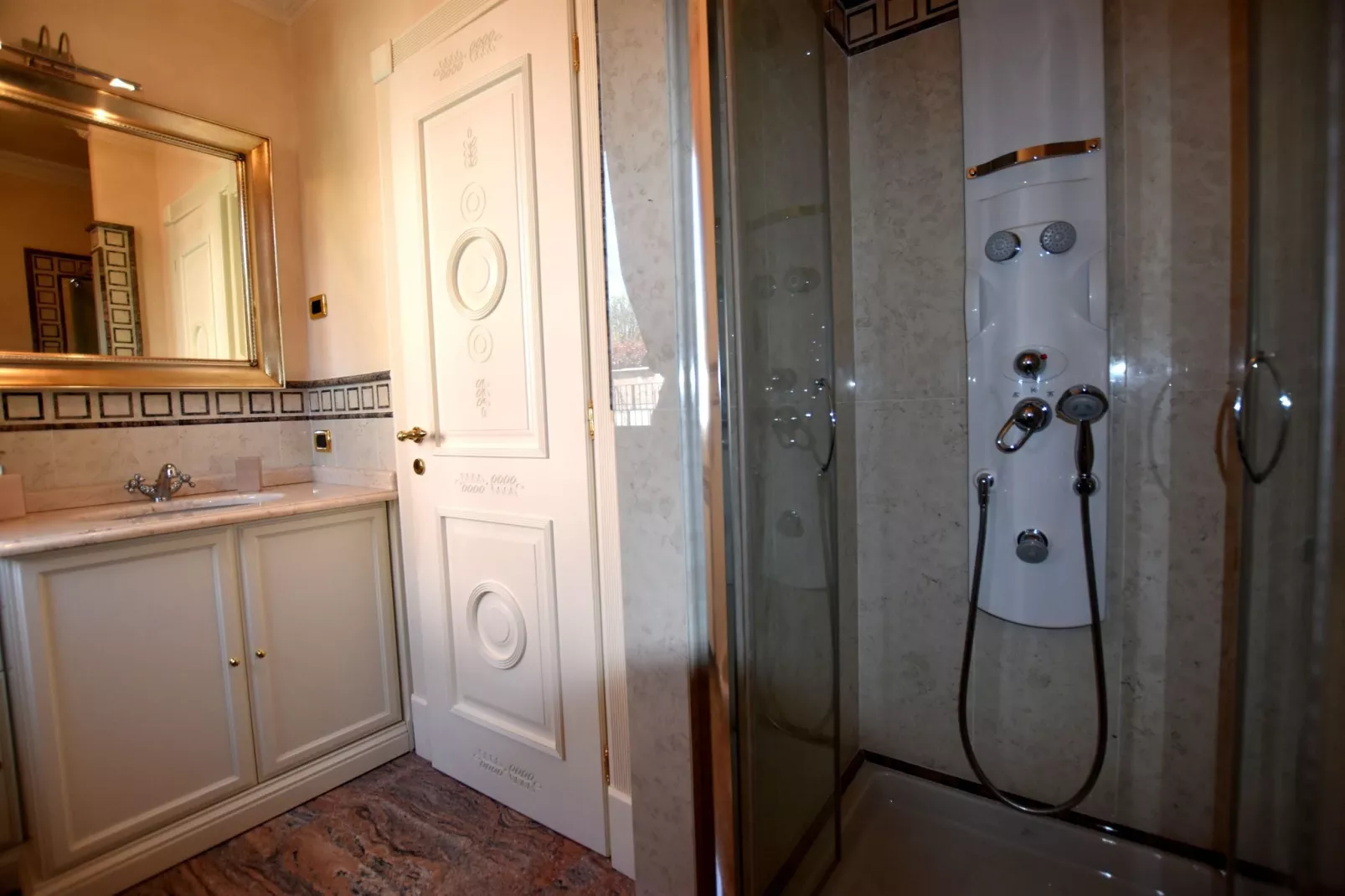 Franciacorta-Bathroom