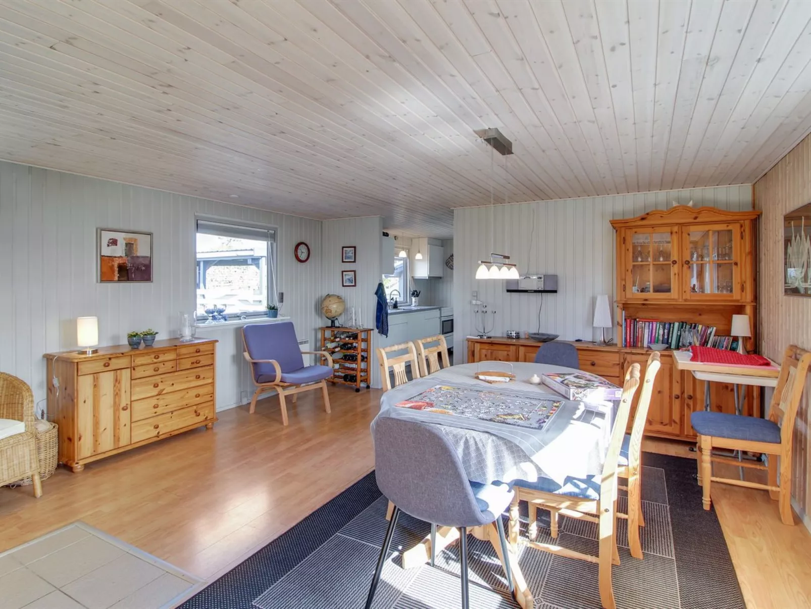 "Marjun" - 400m from the sea-Inside