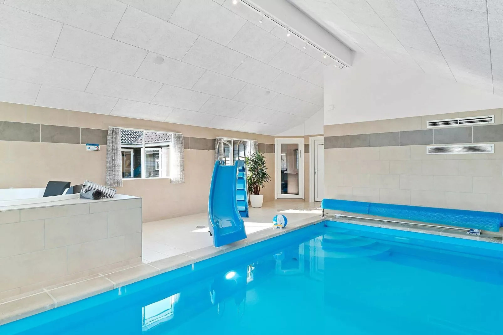20 person holiday home in Hasselberg-Pool