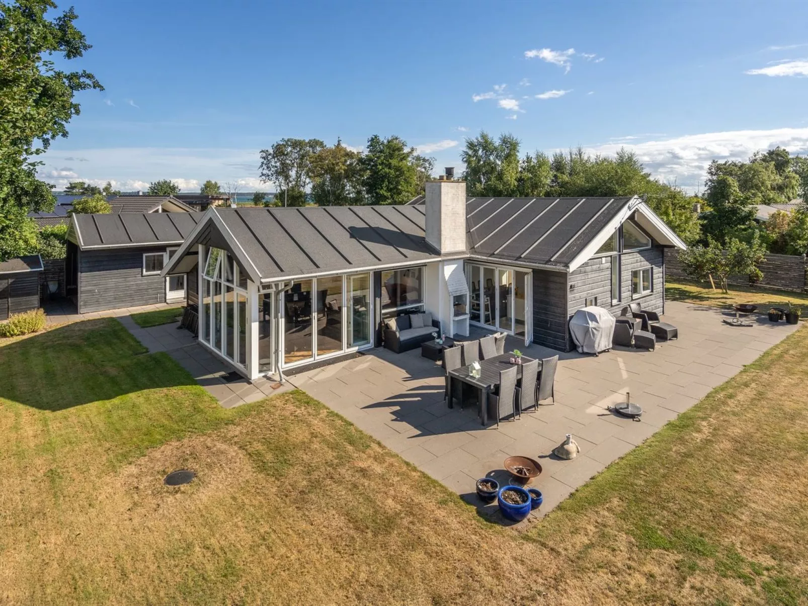 "Danske" - 150m from the sea-Outside