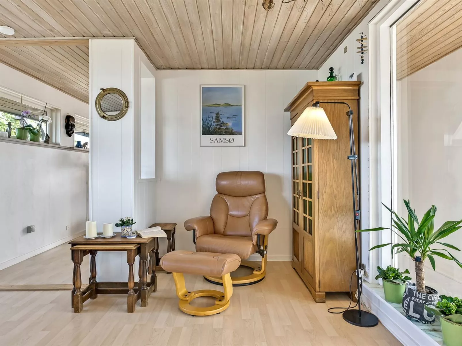 "Eldar" - 5m from the sea-Inside