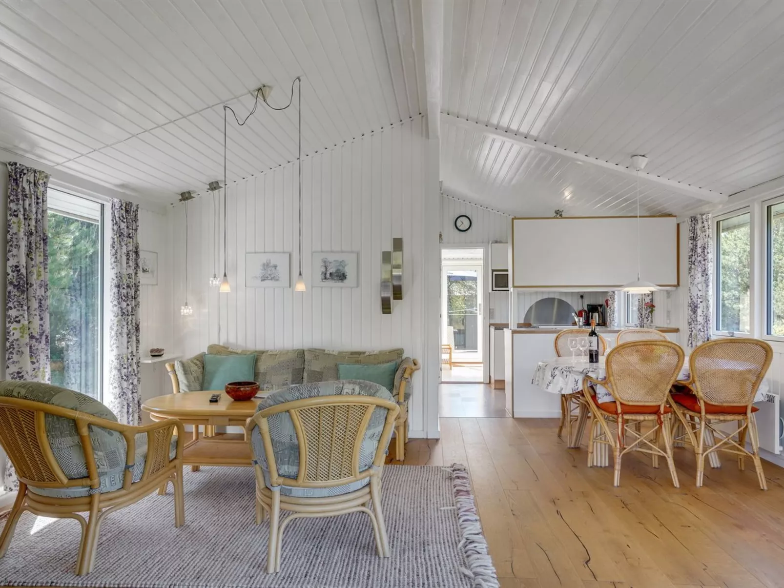 "Kristiina" - 300m from the sea-Inside