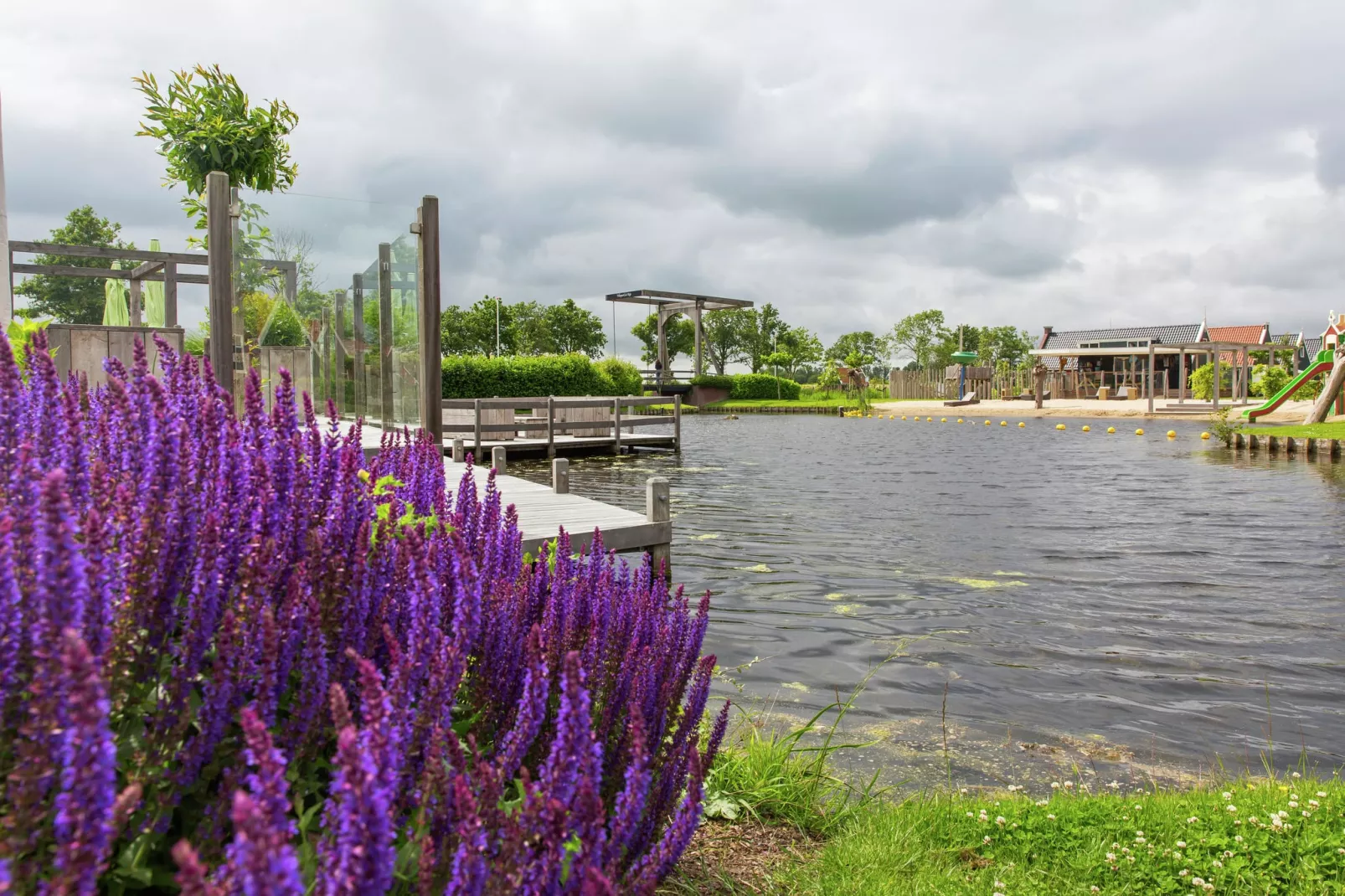 Resort de Rijp 4-Areas summer 1km