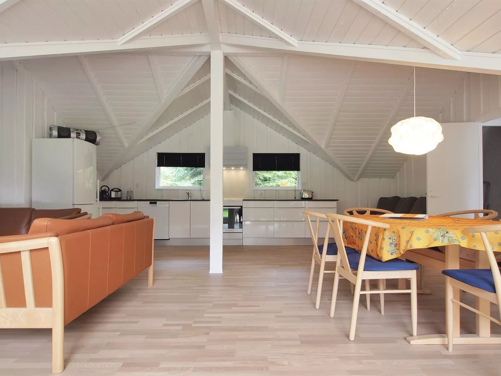 "Wraghi" - 133m from the sea-Inside