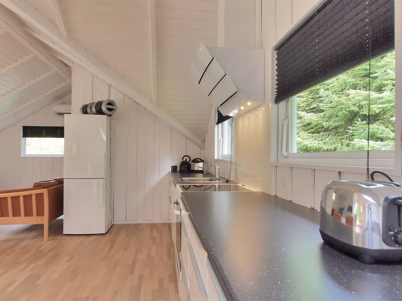 "Wraghi" - 133m from the sea-Inside