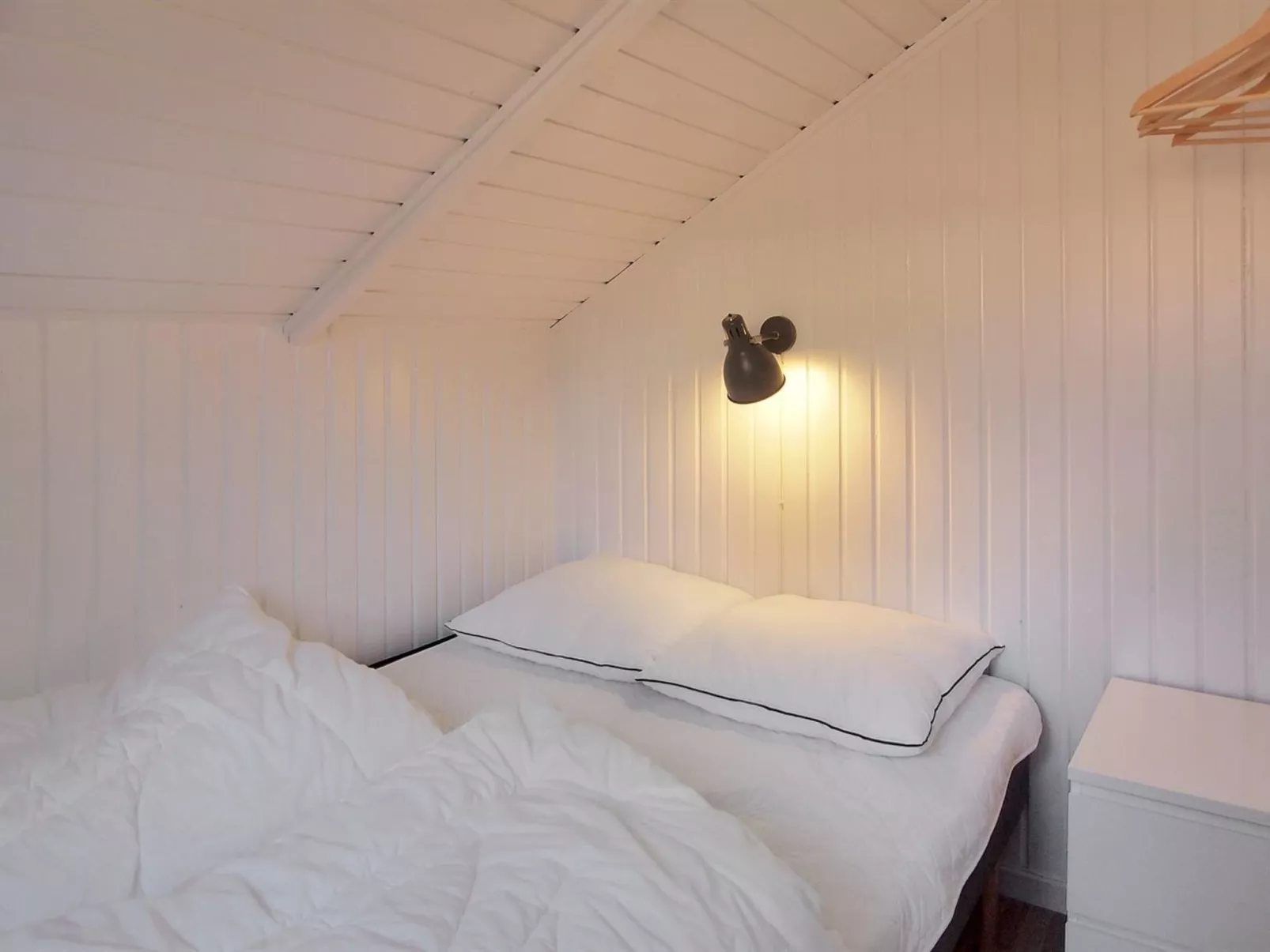 "Wraghi" - 133m from the sea-Inside