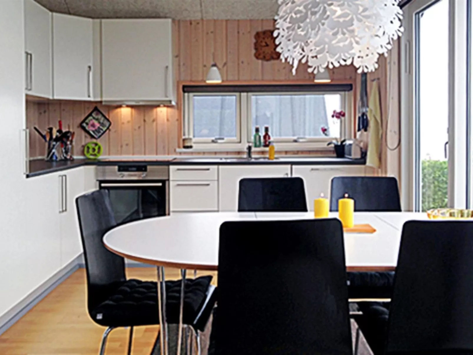 "Majbritt" - 50m from the sea-Inside