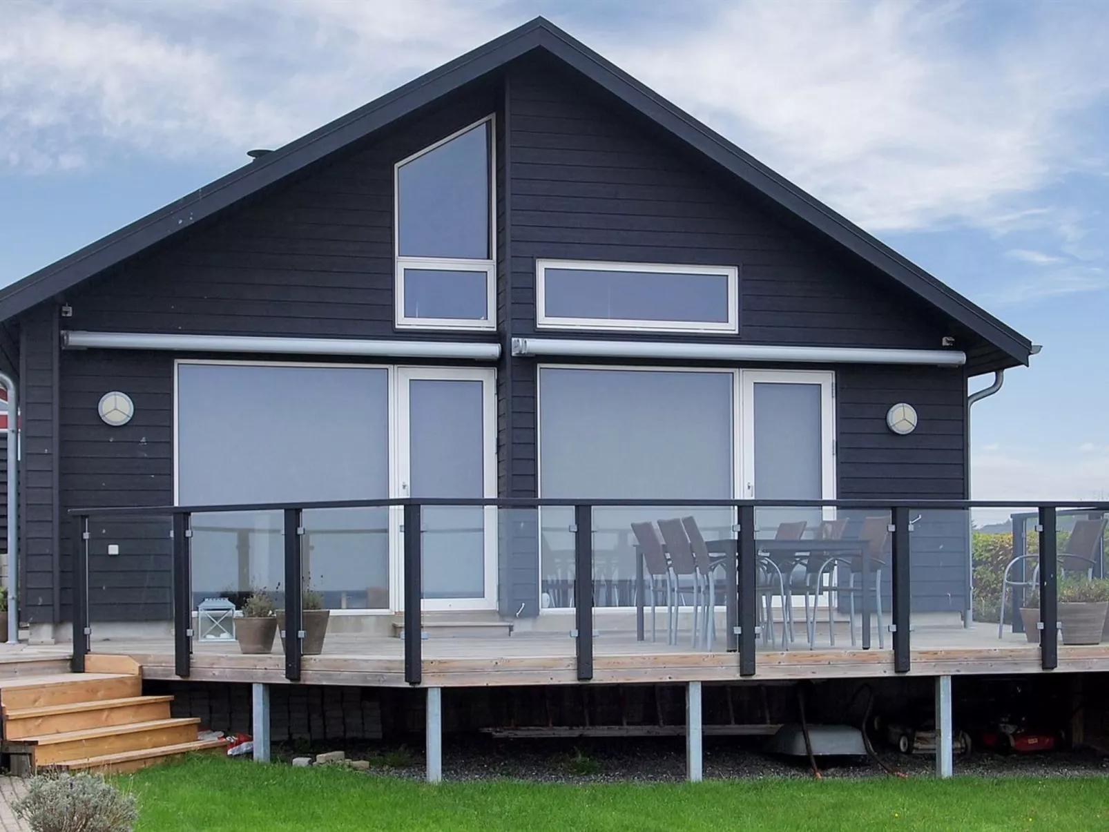 "Majbritt" - 50m from the sea-Outside