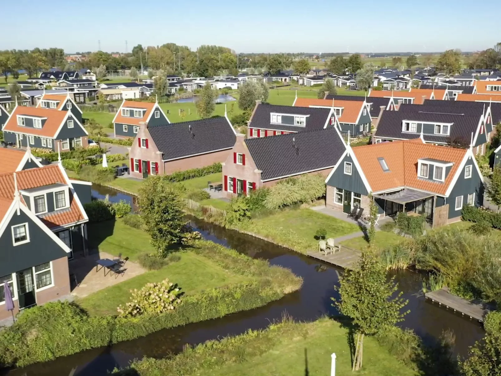 Marken 6-Outside