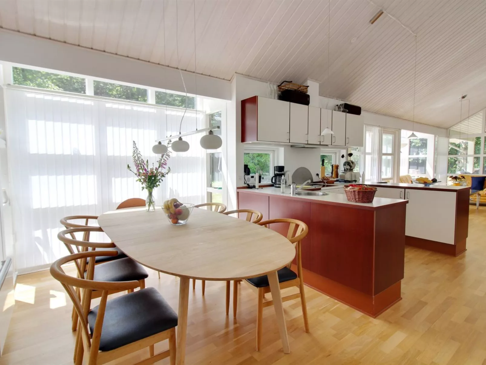 "Axel" - 1.2km from the sea-Inside