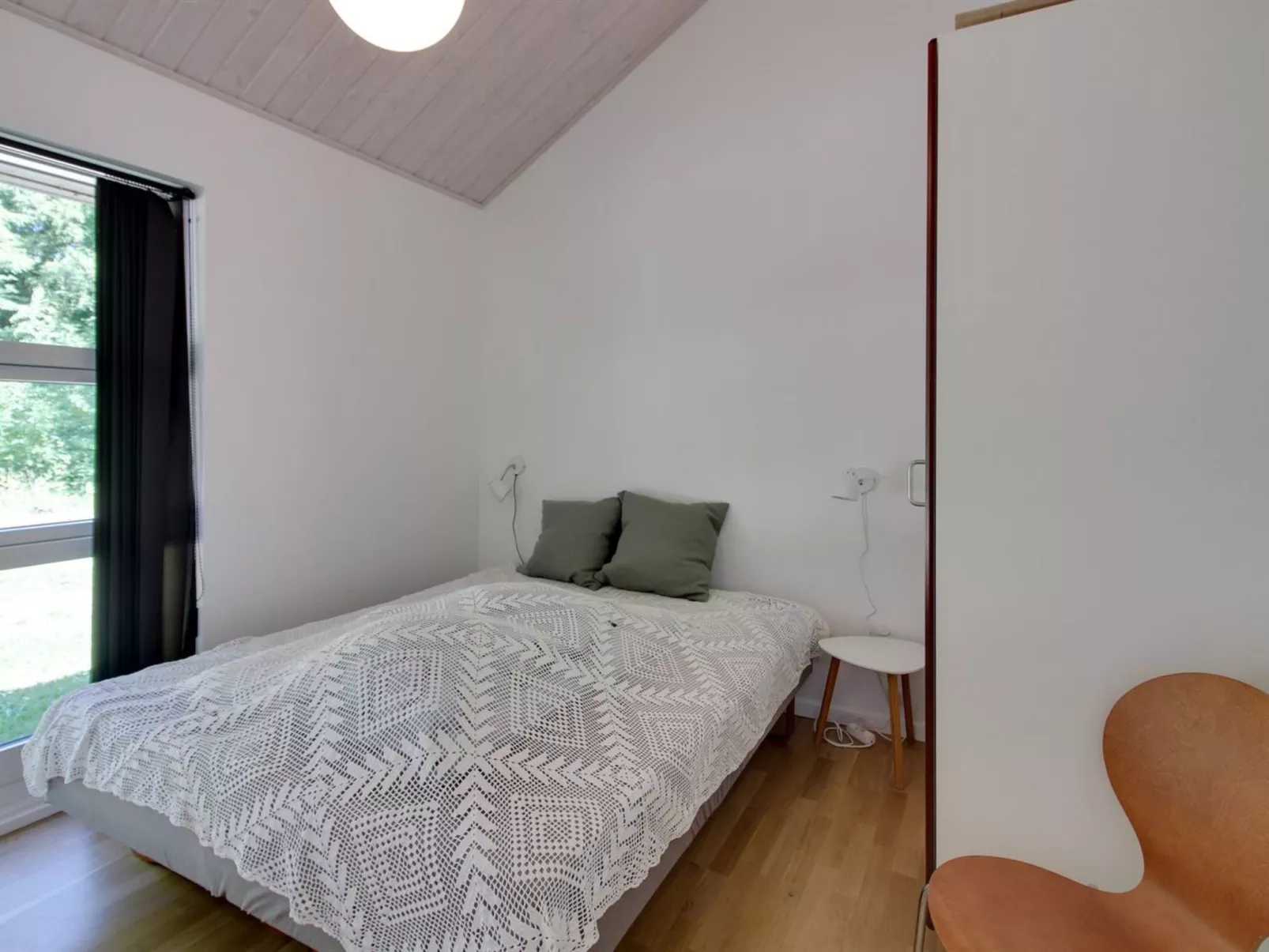 "Axel" - 1.2km from the sea-Inside