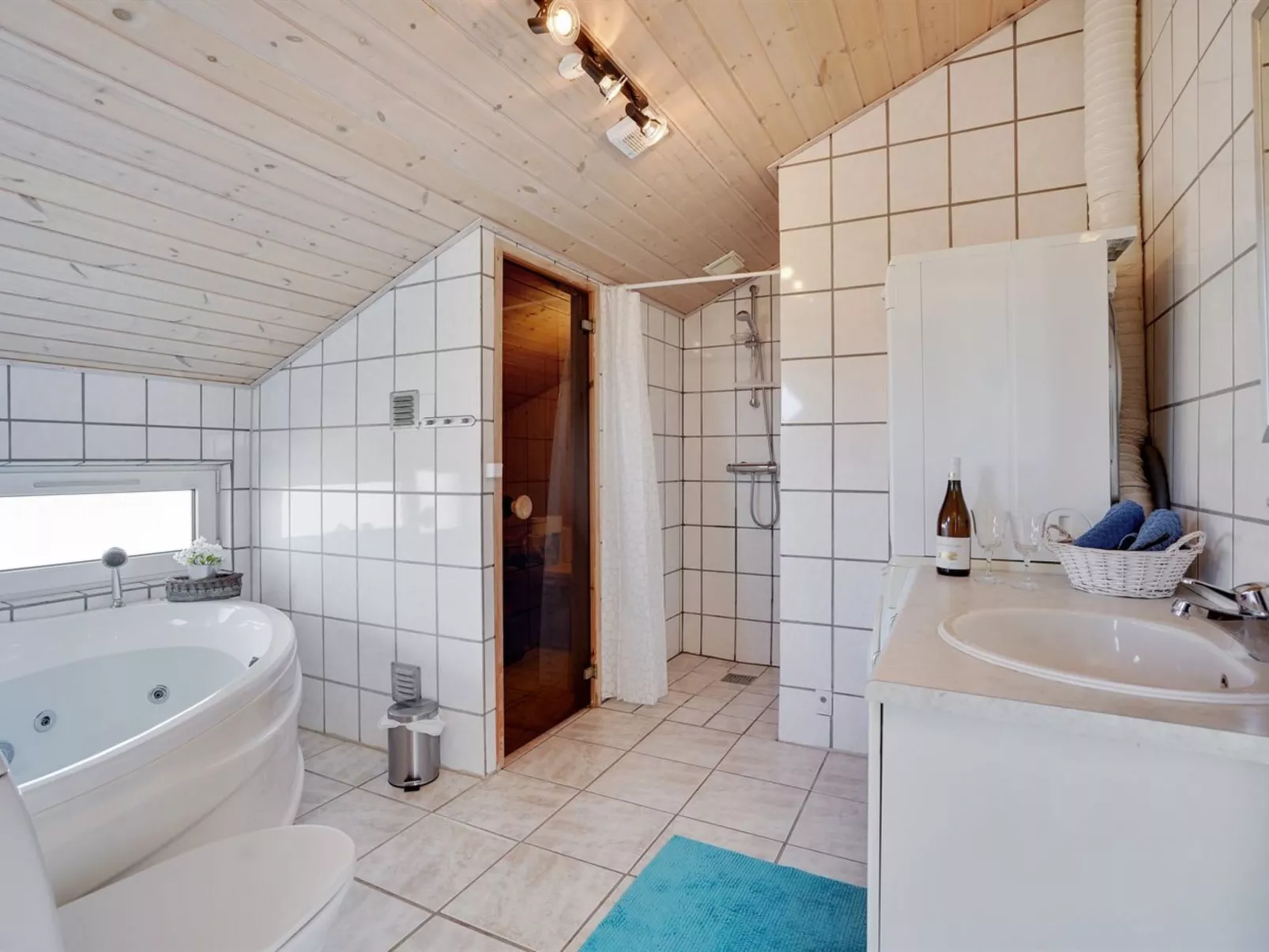 "Caro" - 807m from the sea-Inside