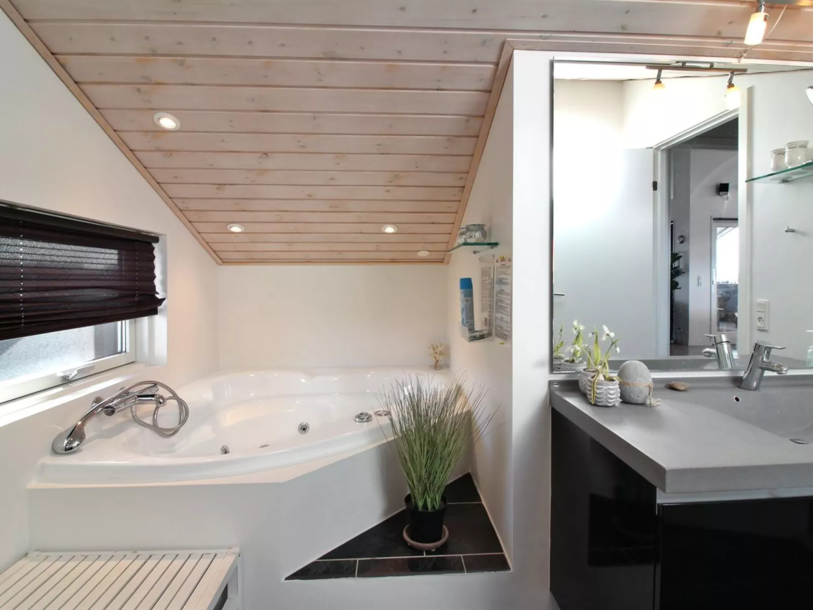 "Xaver" - 175m from the sea-Inside