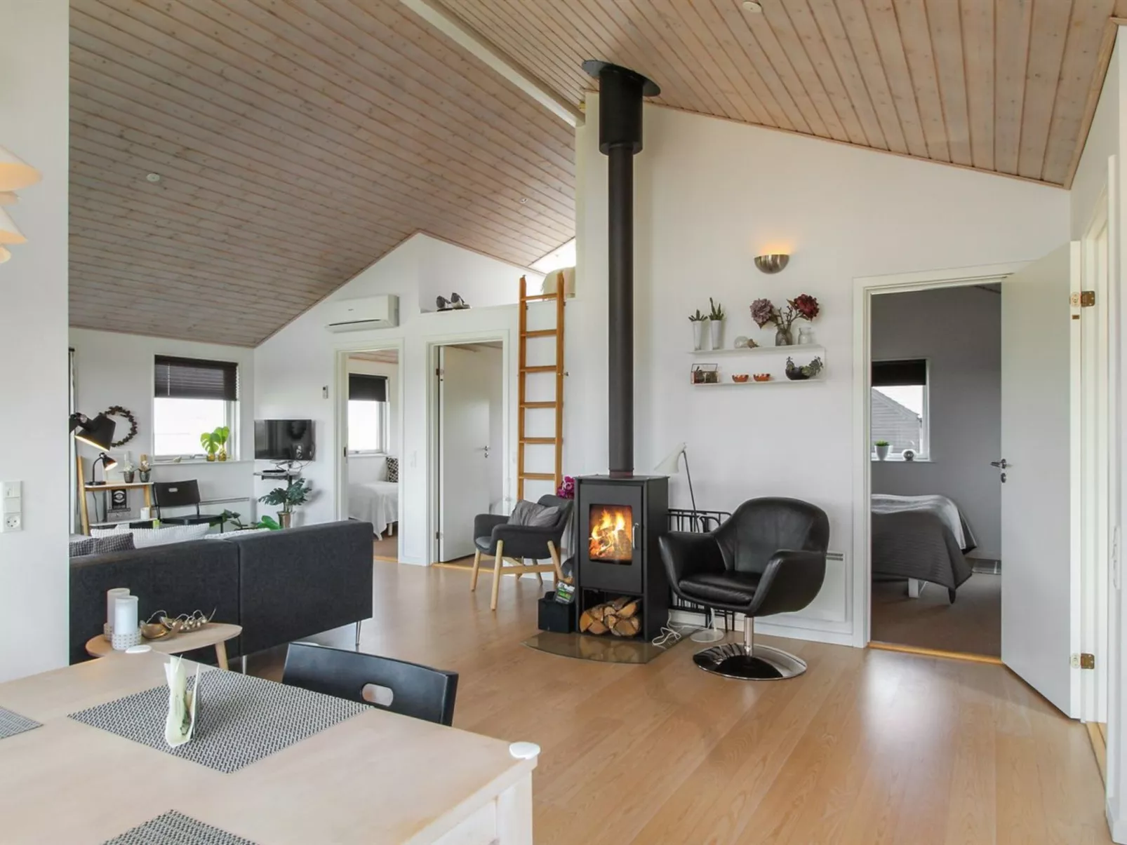 "Xaver" - 175m from the sea-Inside