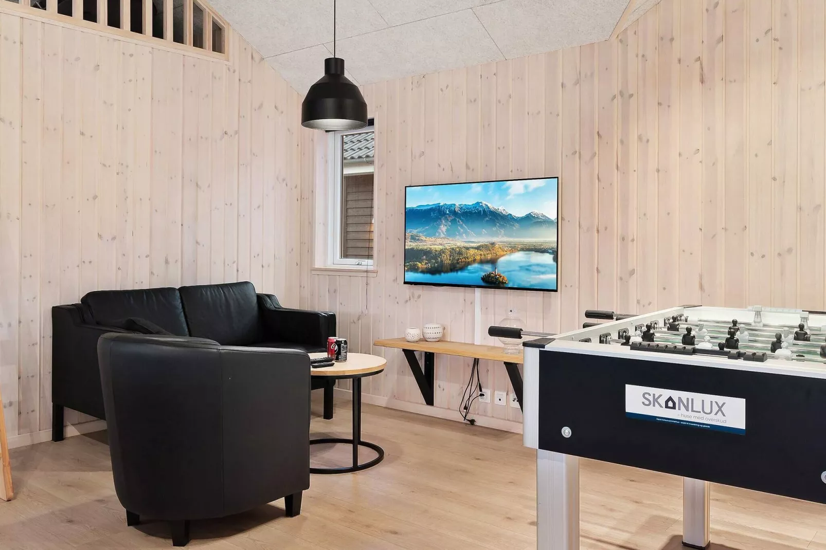18 person holiday home in Hasselberg-Indoor