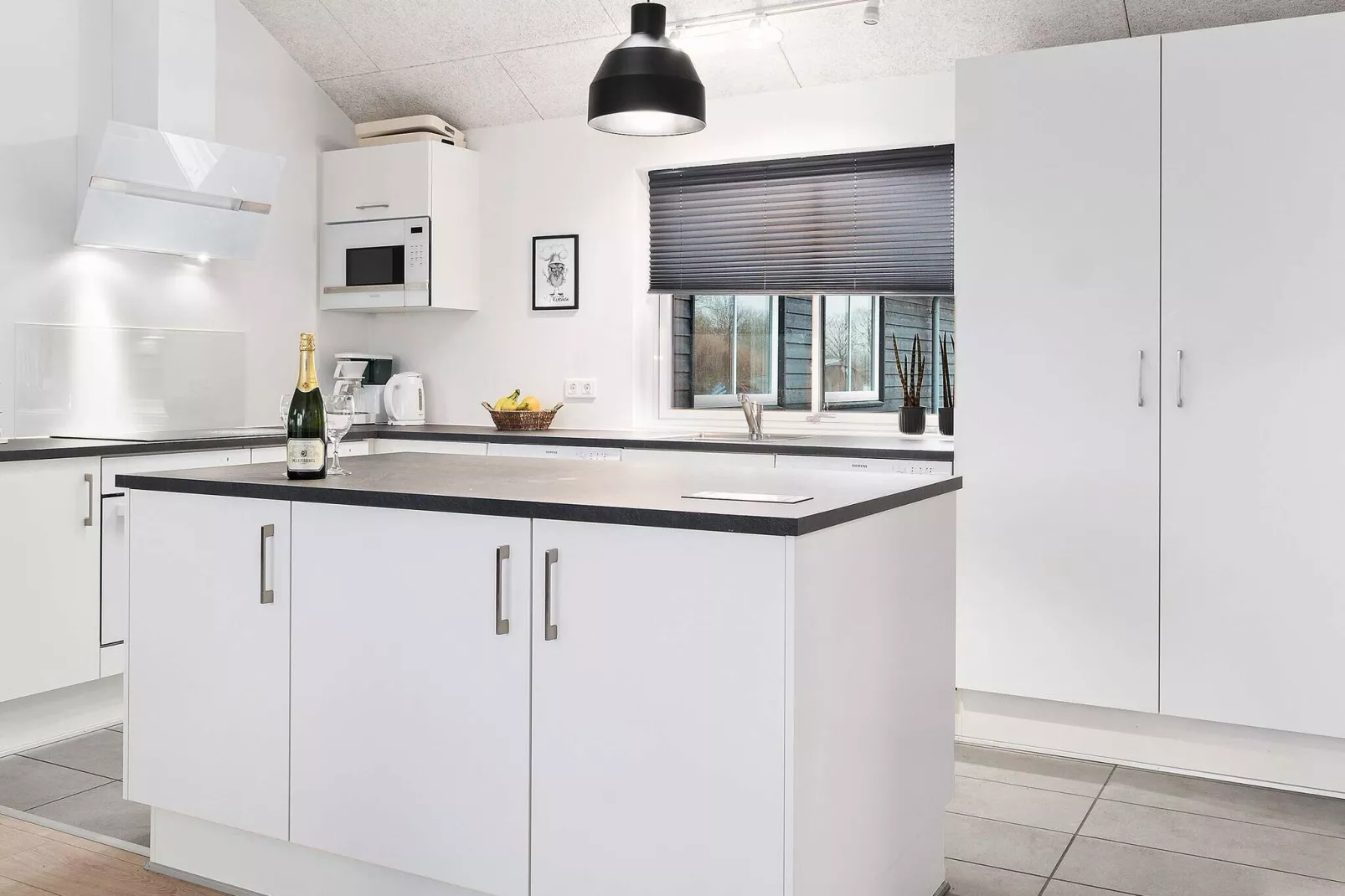 18 person holiday home in Hasselberg-Indoor